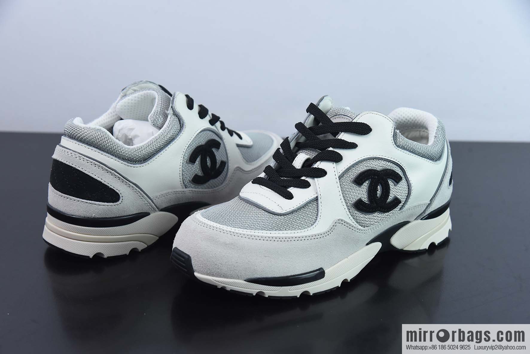 Chanel 2022 top sports series, white gray and black, item number: G39068.