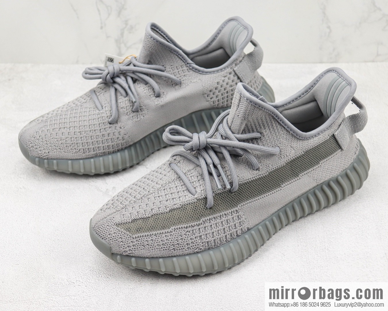 Coconut 350 V2 Space Grey, Cool Grey AD Yeezy Boost 350V2 sneakers