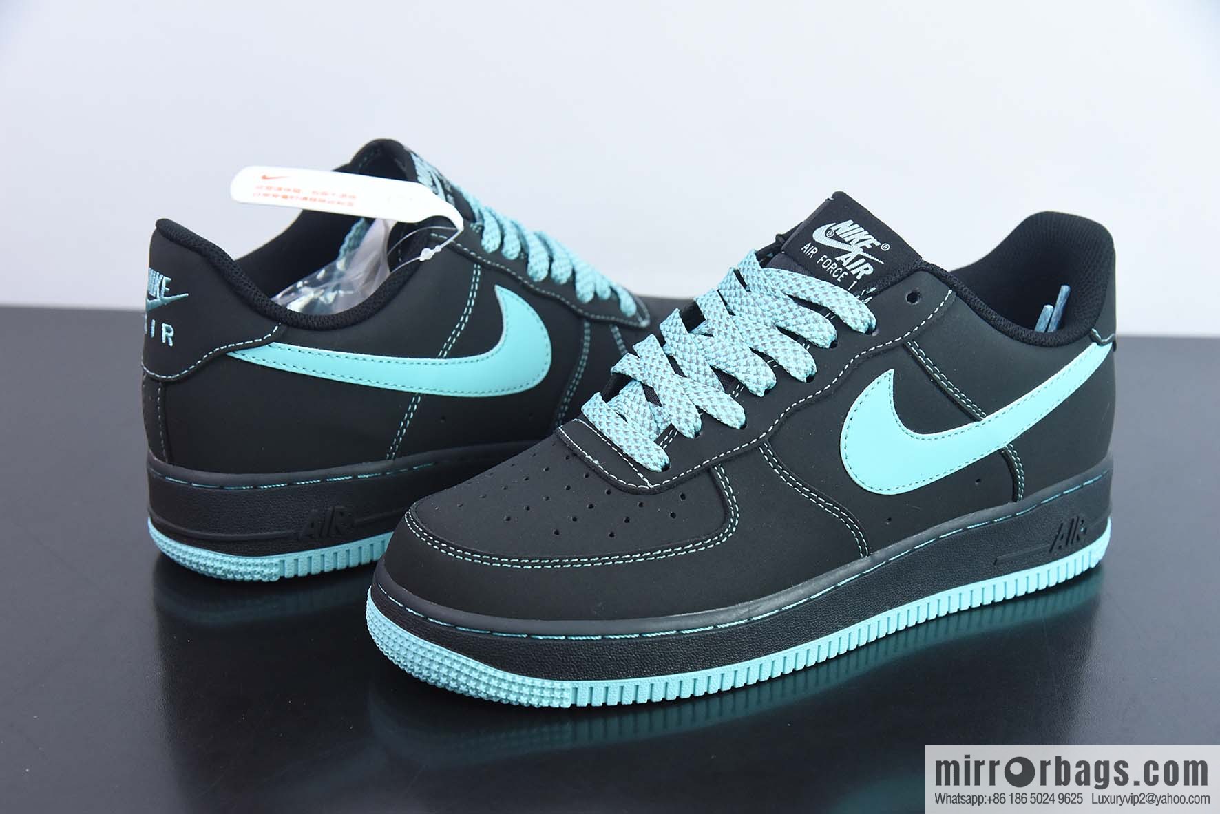 Nk Air Force 1 '07 Low Tiffany & Co. Air Force No. 1 Low Top Casual Board Shoes, item number: DH5696-226 feet