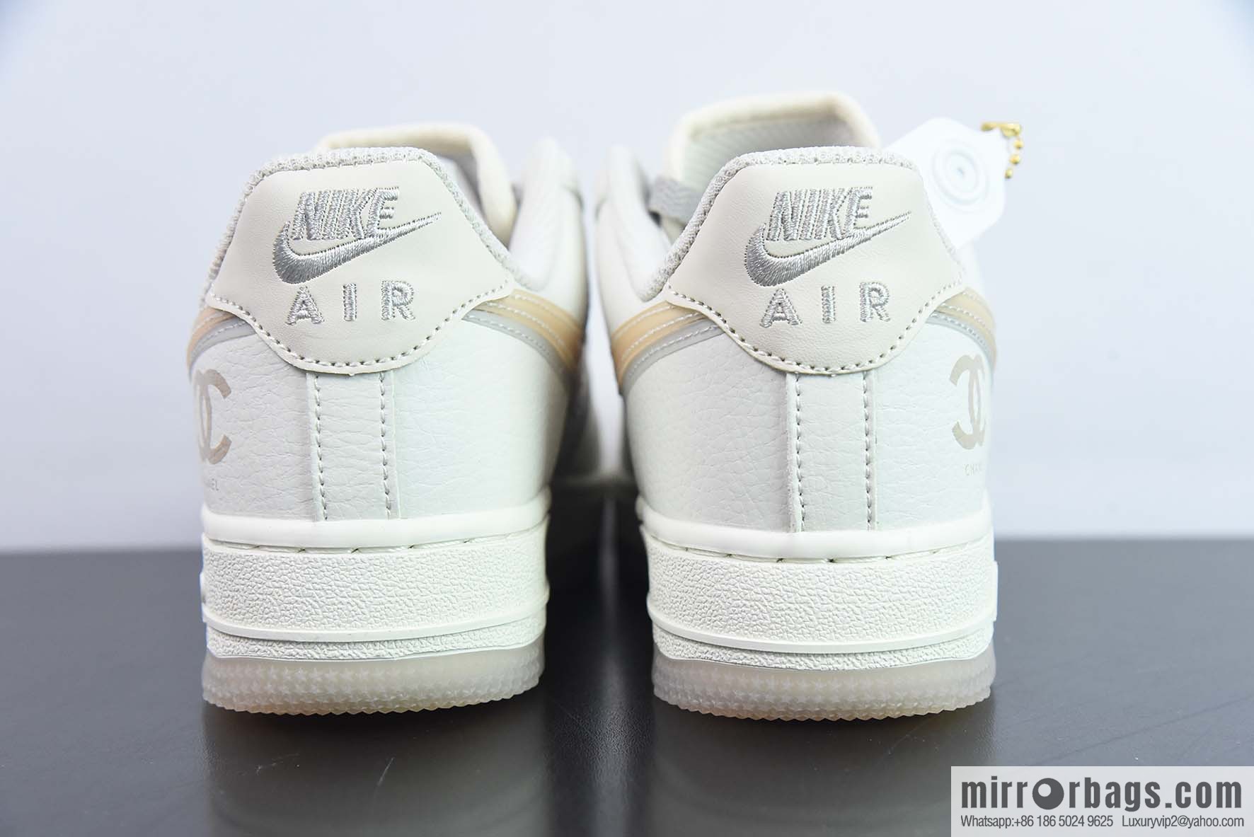 LAP69001337 Air Force One Joint Luxury Brand - #Chanel #Chanel & Nike Air Force 1 Low Item Number: CW1574-807