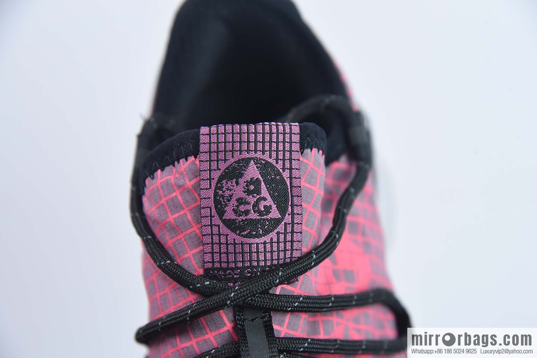 Nike ACG Mountain Flying Low GORE-TEX Outdoor hiking sneakers/pink SKU: DC9045 500