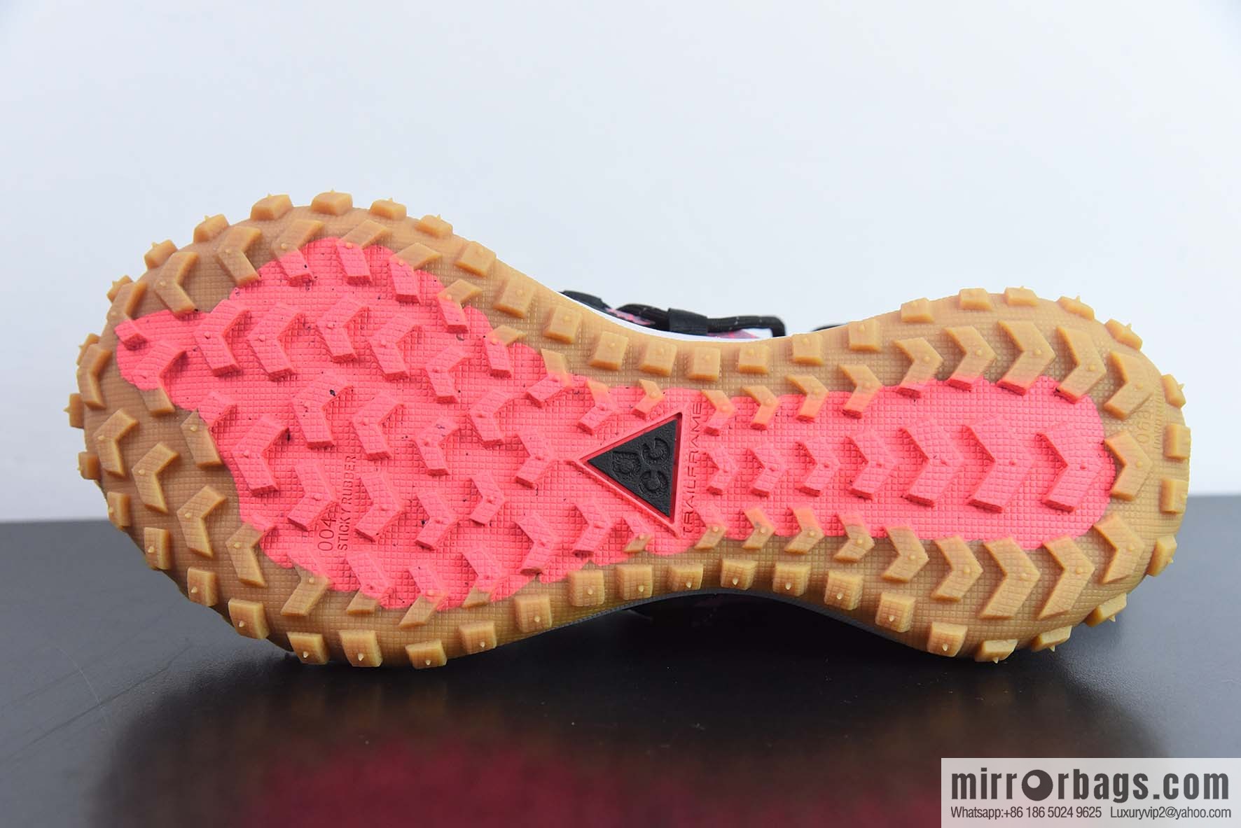 Nike ACG Mountain Flying Low GORE-TEX Outdoor hiking sneakers/pink SKU: DC9045 500