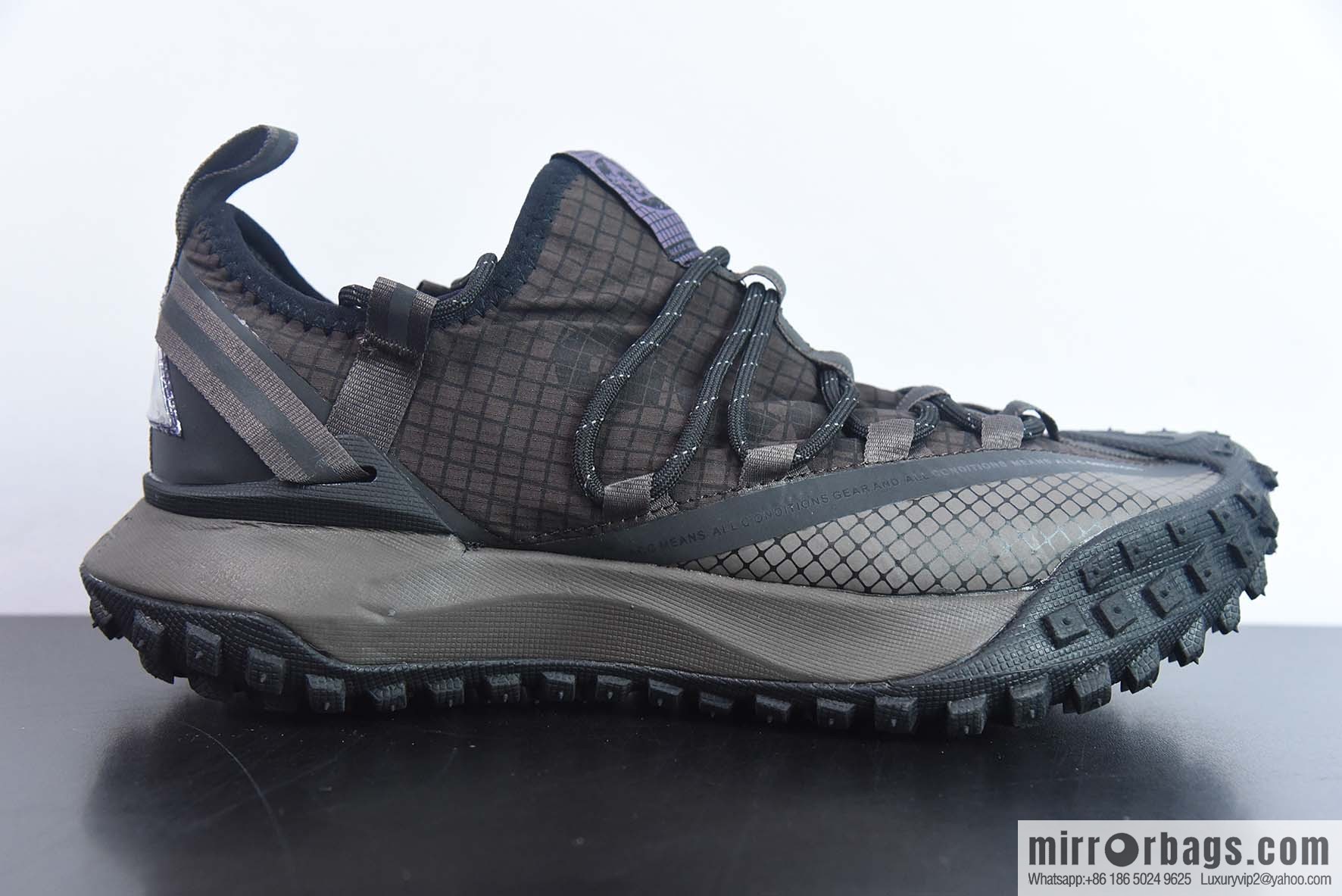 Nike ACG Mountain Flying Low GORE-TEX Outdoor Mountaineering sneakers/black purple, item number: DC660 001