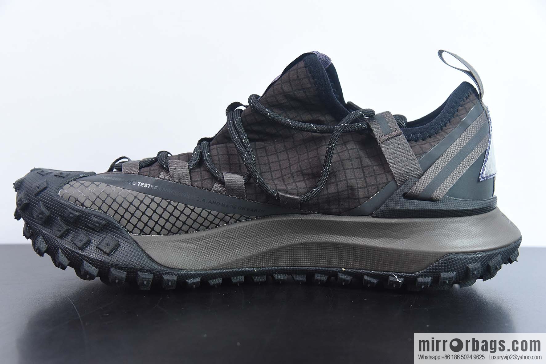 Nike ACG Mountain Flying Low GORE-TEX Outdoor Mountaineering sneakers/black purple, item number: DC660 001