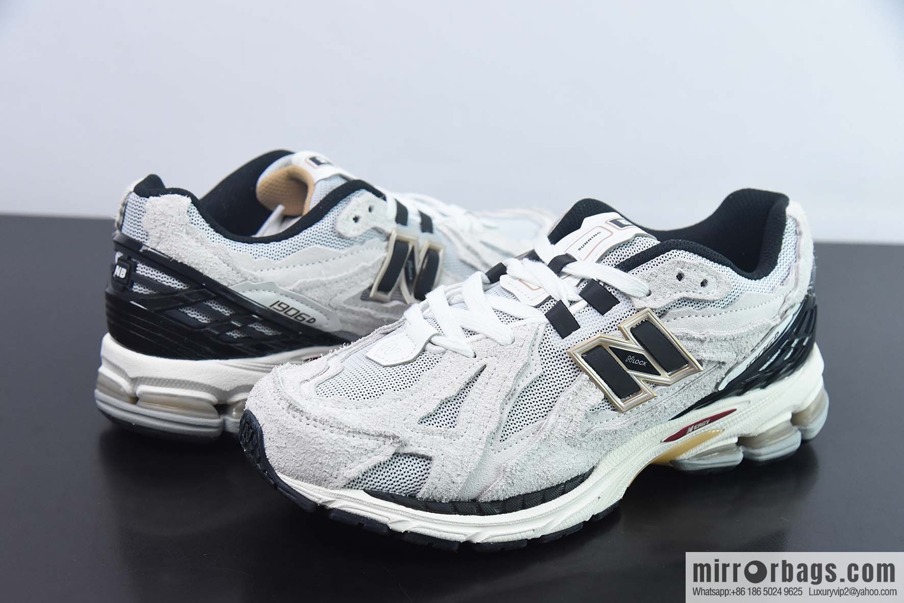 New Balance New Balance 1906 Vintage running shoes, white and black, item number: M1906DC