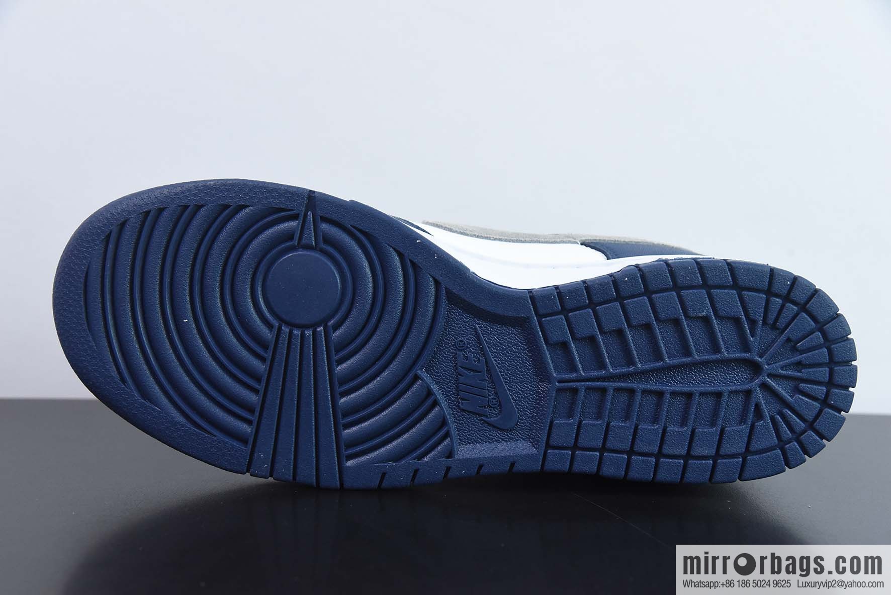 NIKE SB Dunk Low sports and leisure low-top board shoes, midnight blue, white and blue, item number: FD9749 400.
