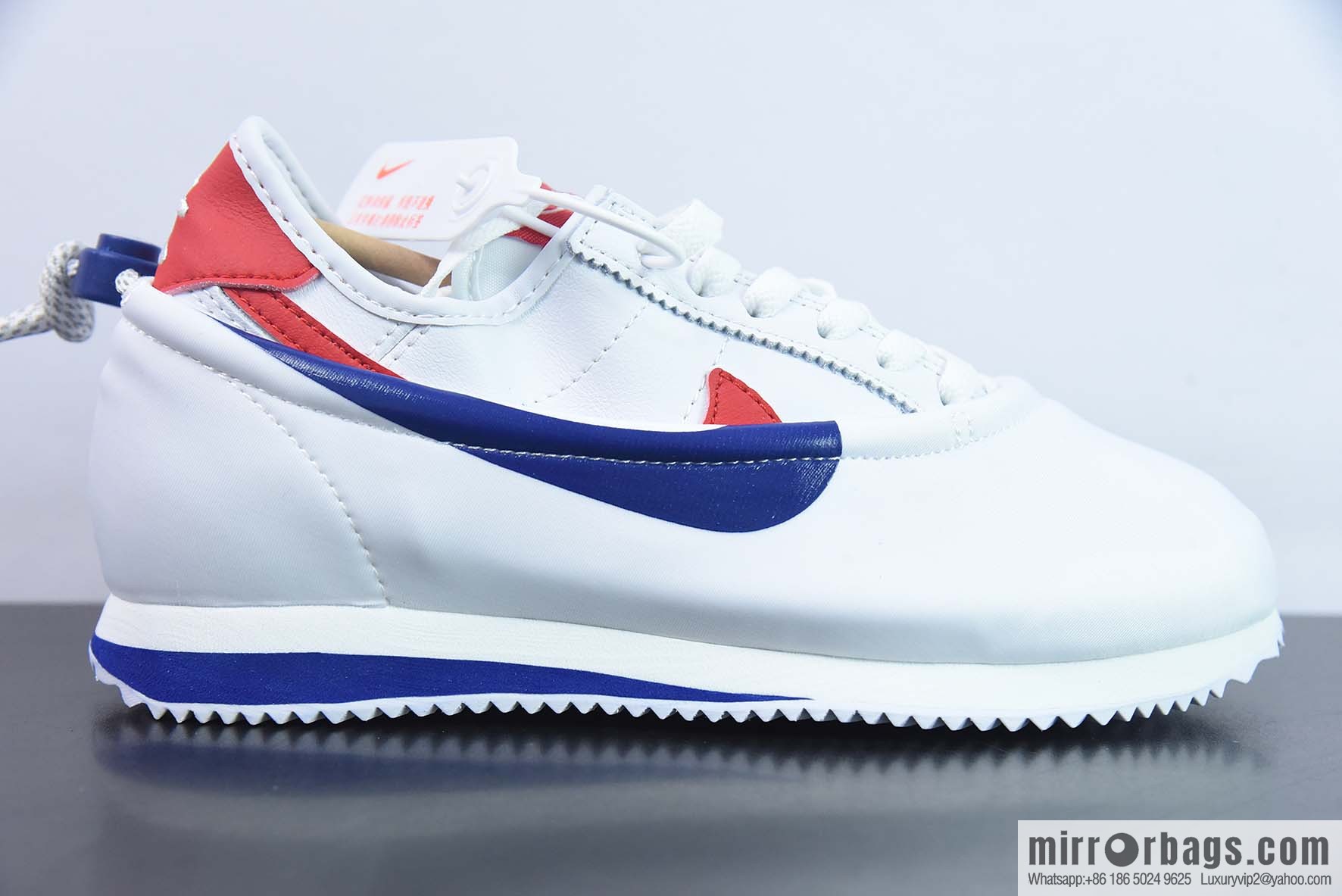 NK Clotez 3-in-1, Tai Chi Yin and Yang, Removable Trend Vintage Running Kung Fu Shoes, Joint White, Blue and Red DZ3239-100