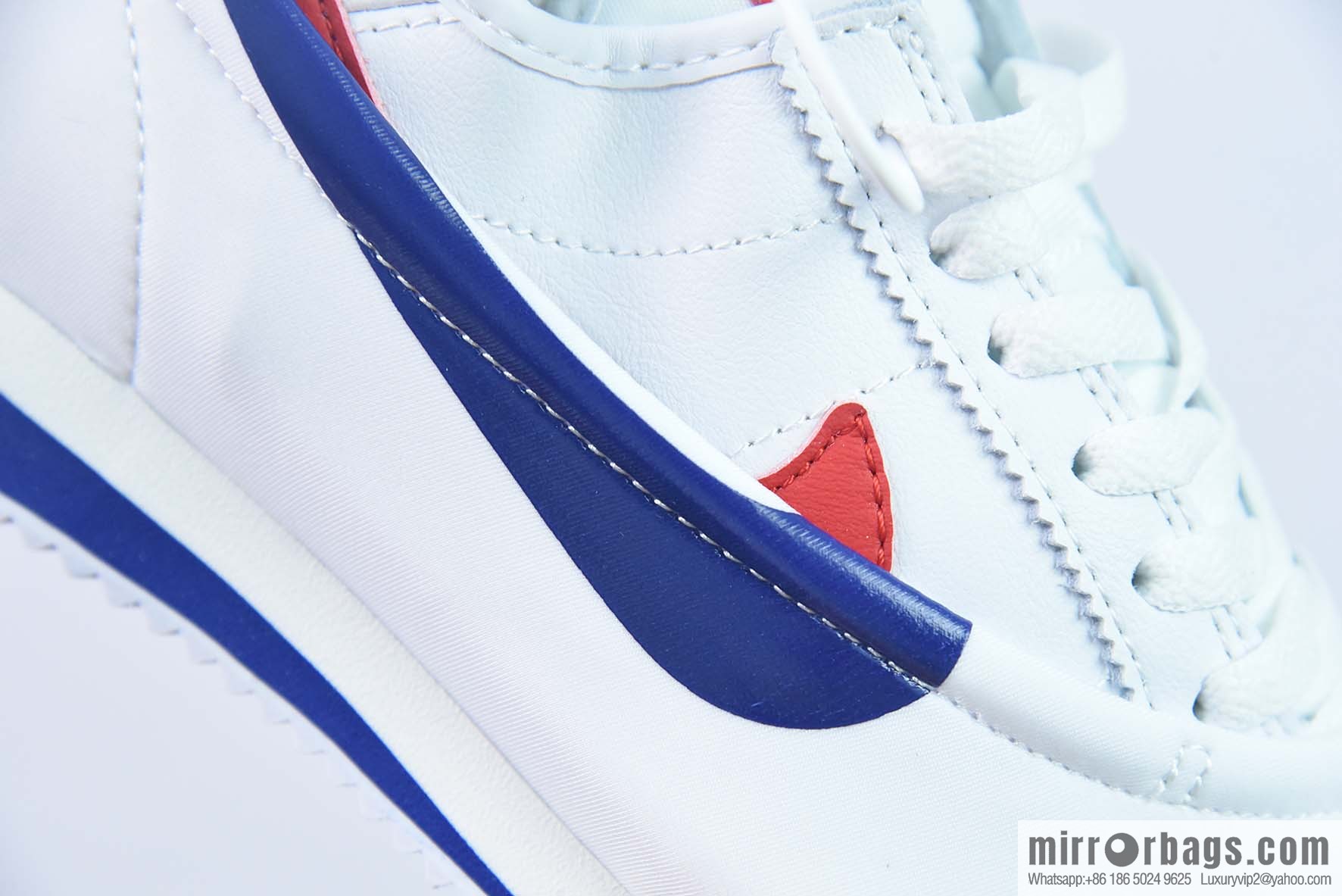 NK Clotez 3-in-1, Tai Chi Yin and Yang, Removable Trend Vintage Running Kung Fu Shoes, Joint White, Blue and Red DZ3239-100