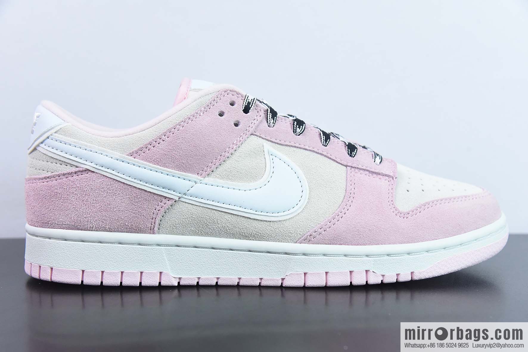 Nike Dunk Low SB low-top skate shoes/pink gray and white powder, item number: DV3054-600