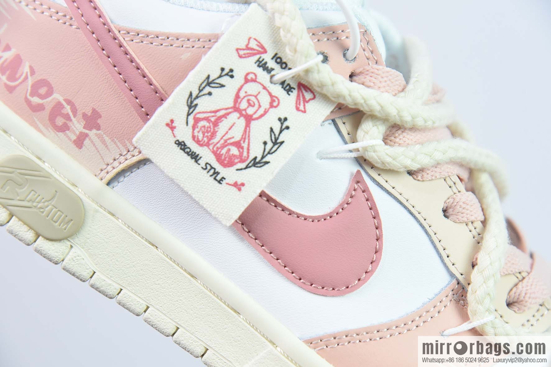 NK SB Dunk Low deconstruction drawstring low top, white pink graffiti printed item number: DD1503 121