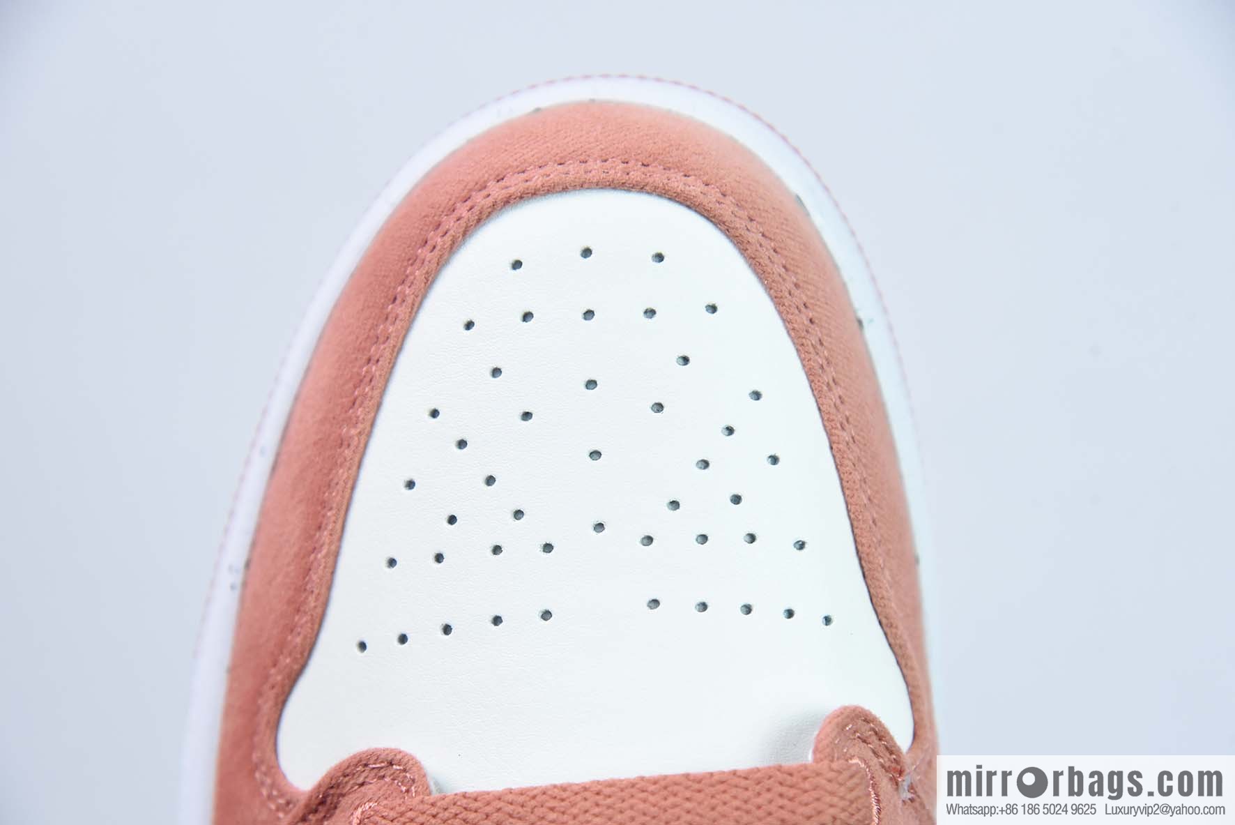 Air Jordan 1 low AJ1 Jordan 1 generation low-top basketball shoes/white powder embroidery 2023 new sale, item number: FN3722-801