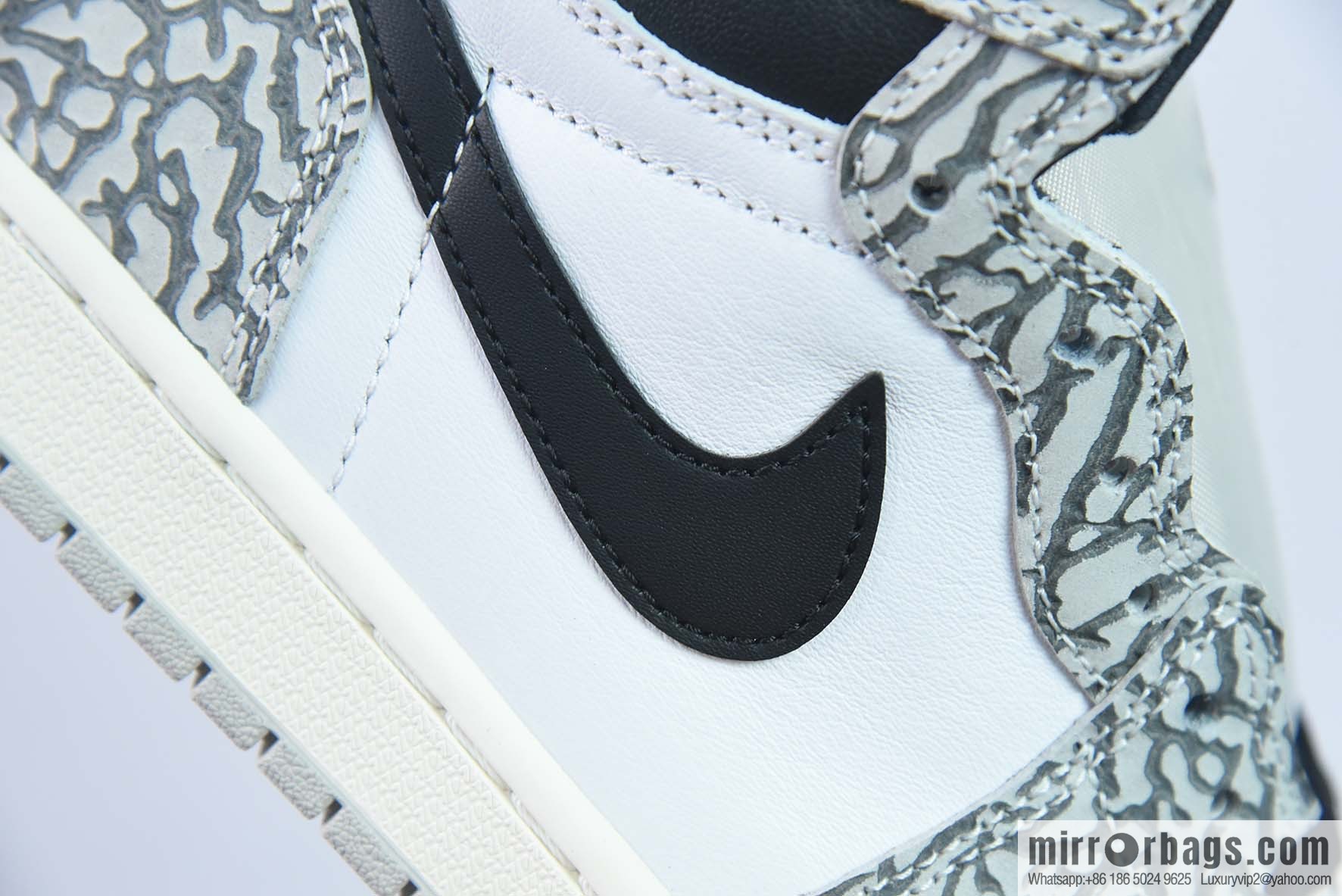 Air Jordan1 AJ1 Jordan 1st generation high-top basketball shoes/black and white gray, burst pattern, elephant pattern, item number: DZ5485-052