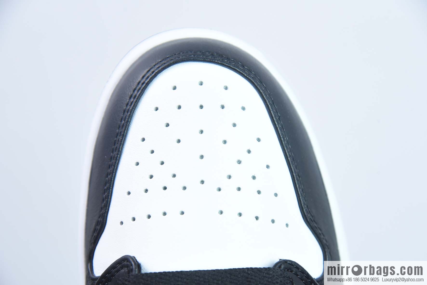 Air Jordan 1 Low AJ1 black powder, low top, women's casual sports basketball shoes, item number: DC0774-004