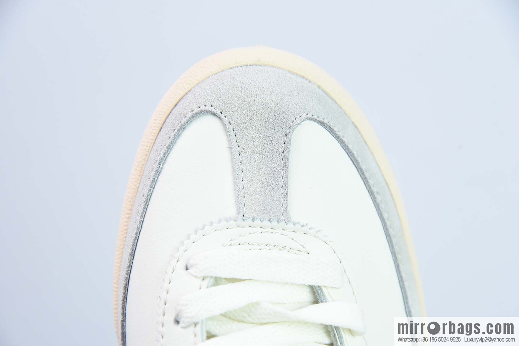 AD Originals Jeans Vintage low-top fashion board shoes, beige and red, item number GY7437.