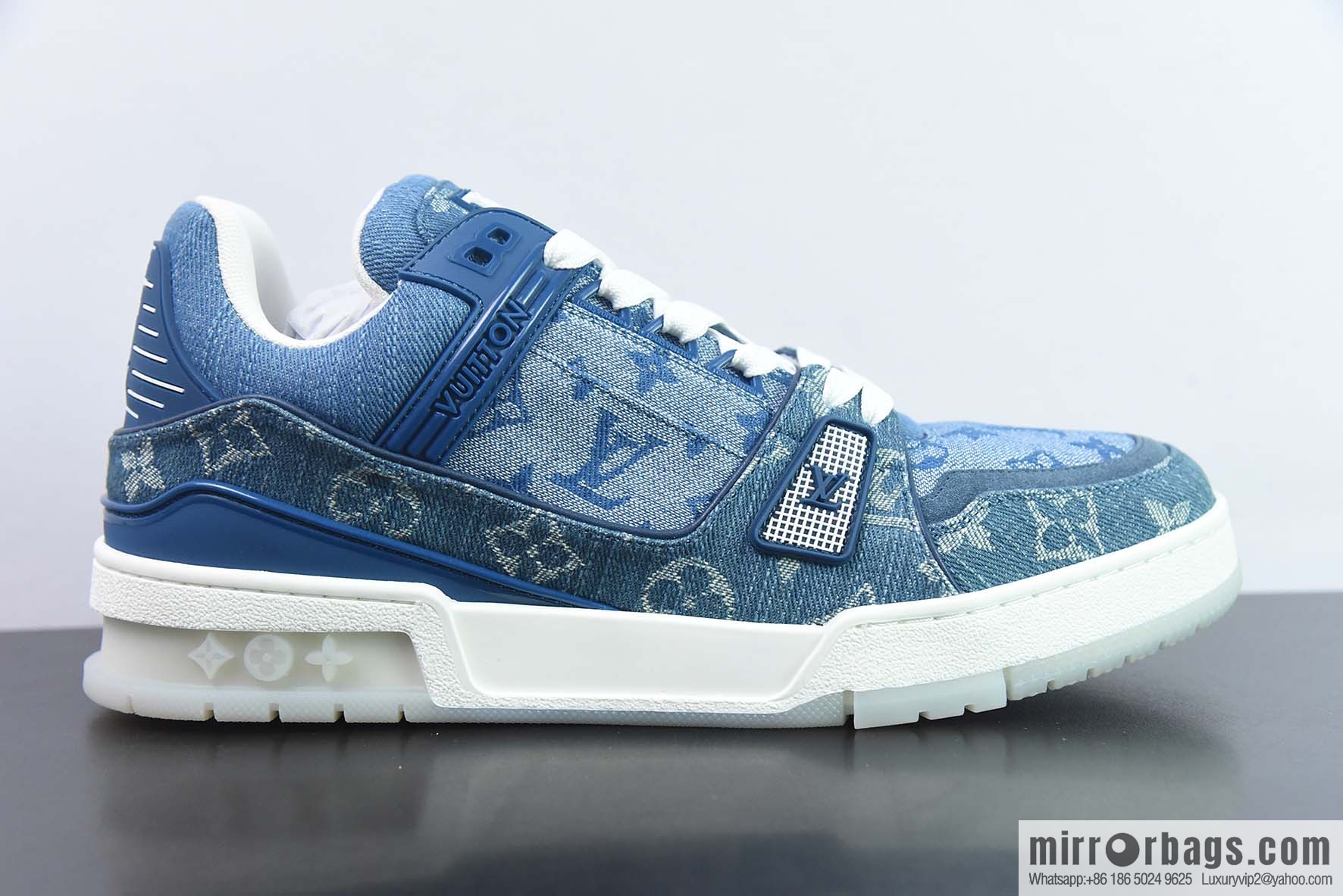 LV/Louis Vuitton LV Trainer sneakers