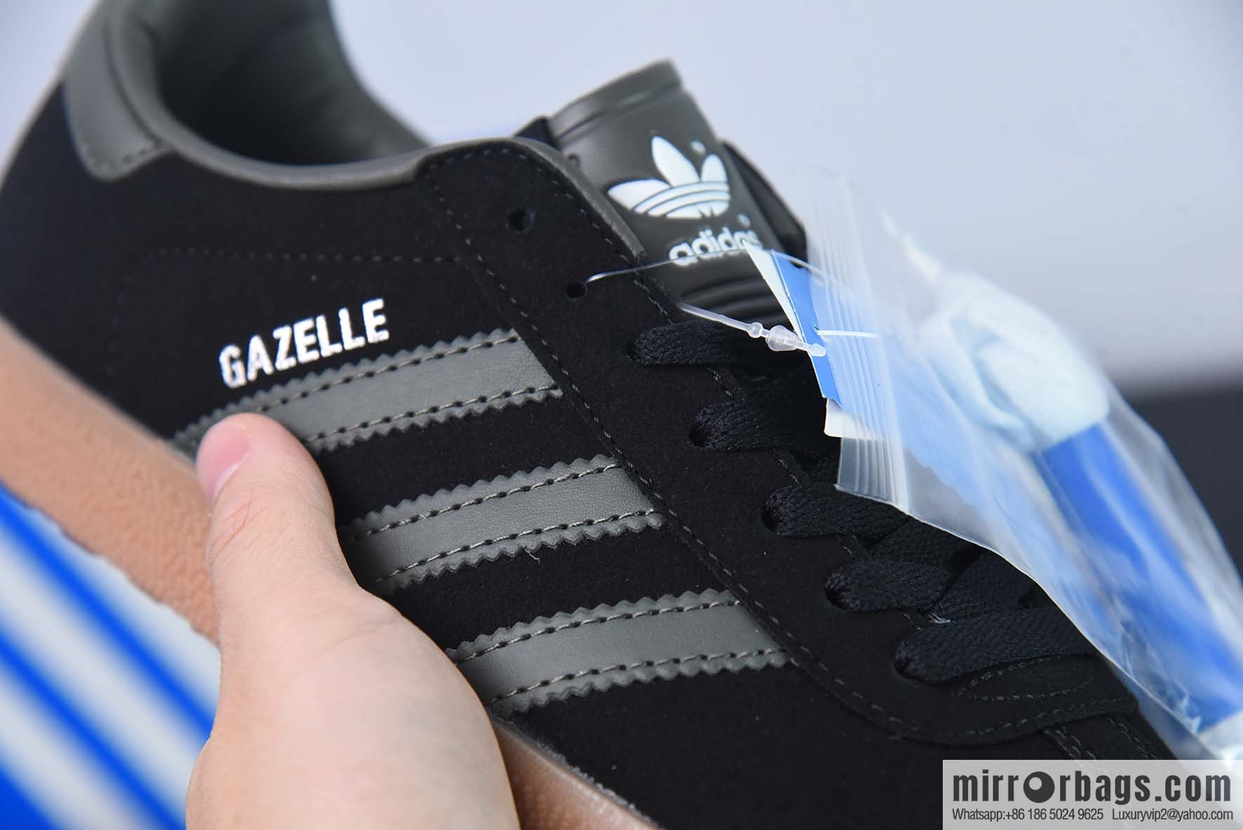Adidas Originals Gazelle Clover series sports shoes, black and green, item number: GX2210