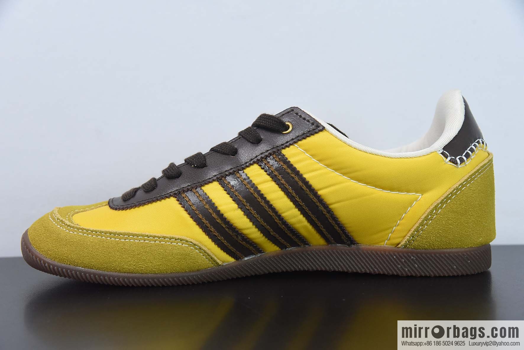 Adidas WB Japan Low Adi, Clover WB Nissan Series Classic Vintage Low Top Casual Sports Jogging Shoes Item Number: GY5752