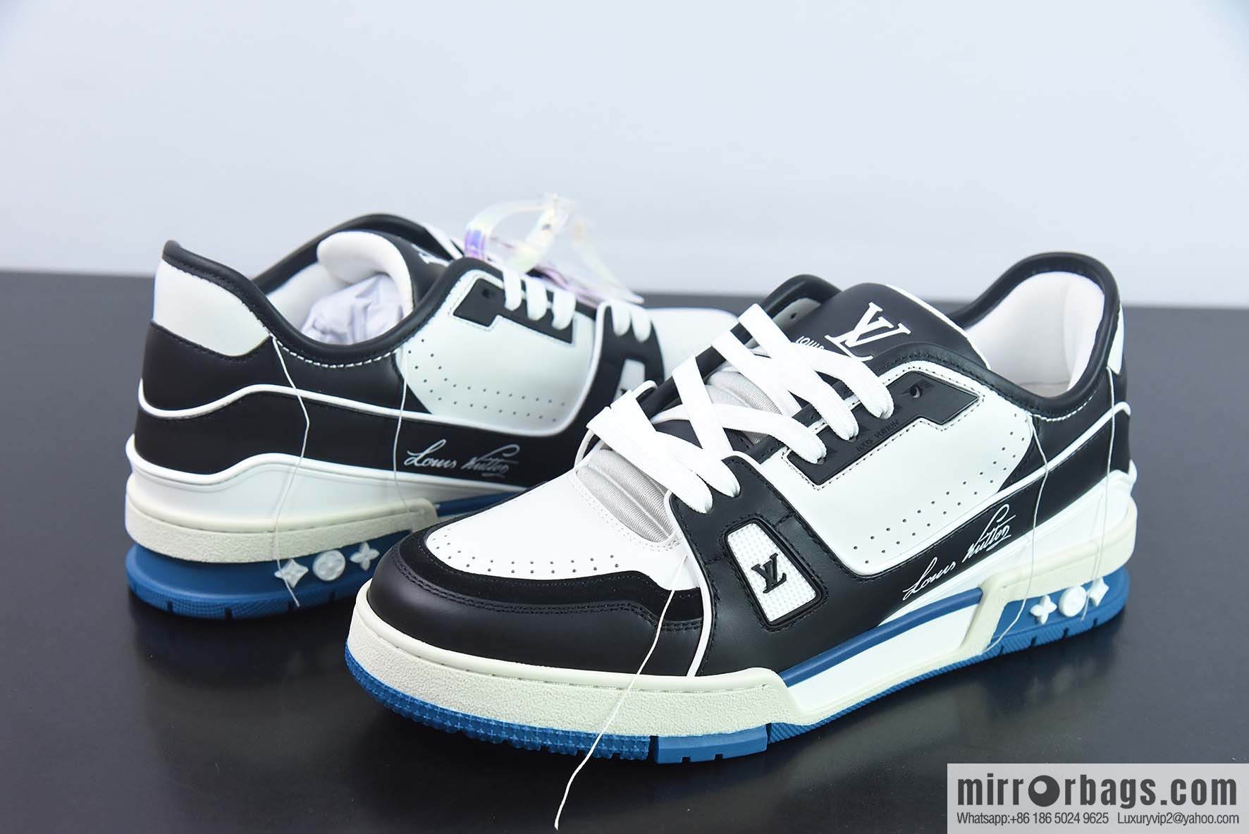 Donkey Replica Luxury Handbag LV Trainer Top Version Trainer sneakers