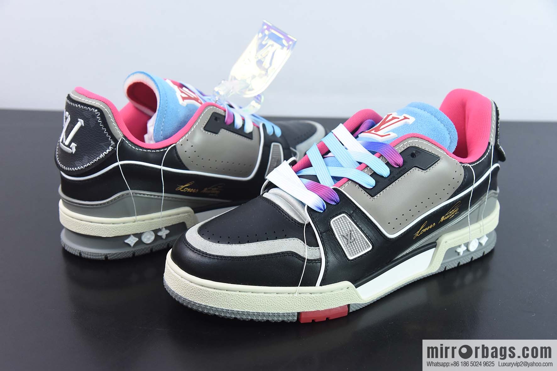 Donkey Replica Luxury Handbag LV Trainer Top Version Trainer sneakers