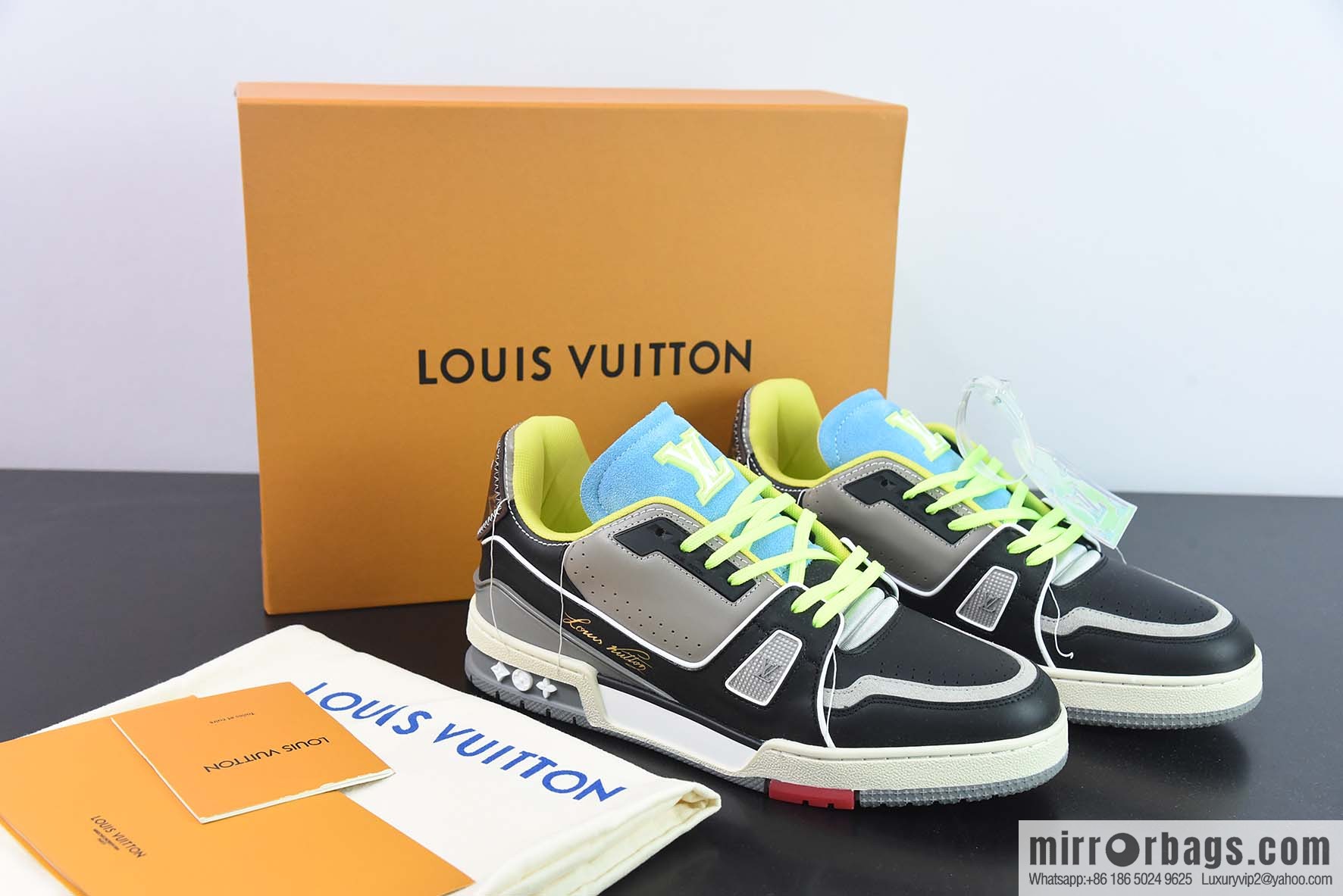 Donkey Replica Luxury Handbag LV Trainer Top Version Trainer sneakers