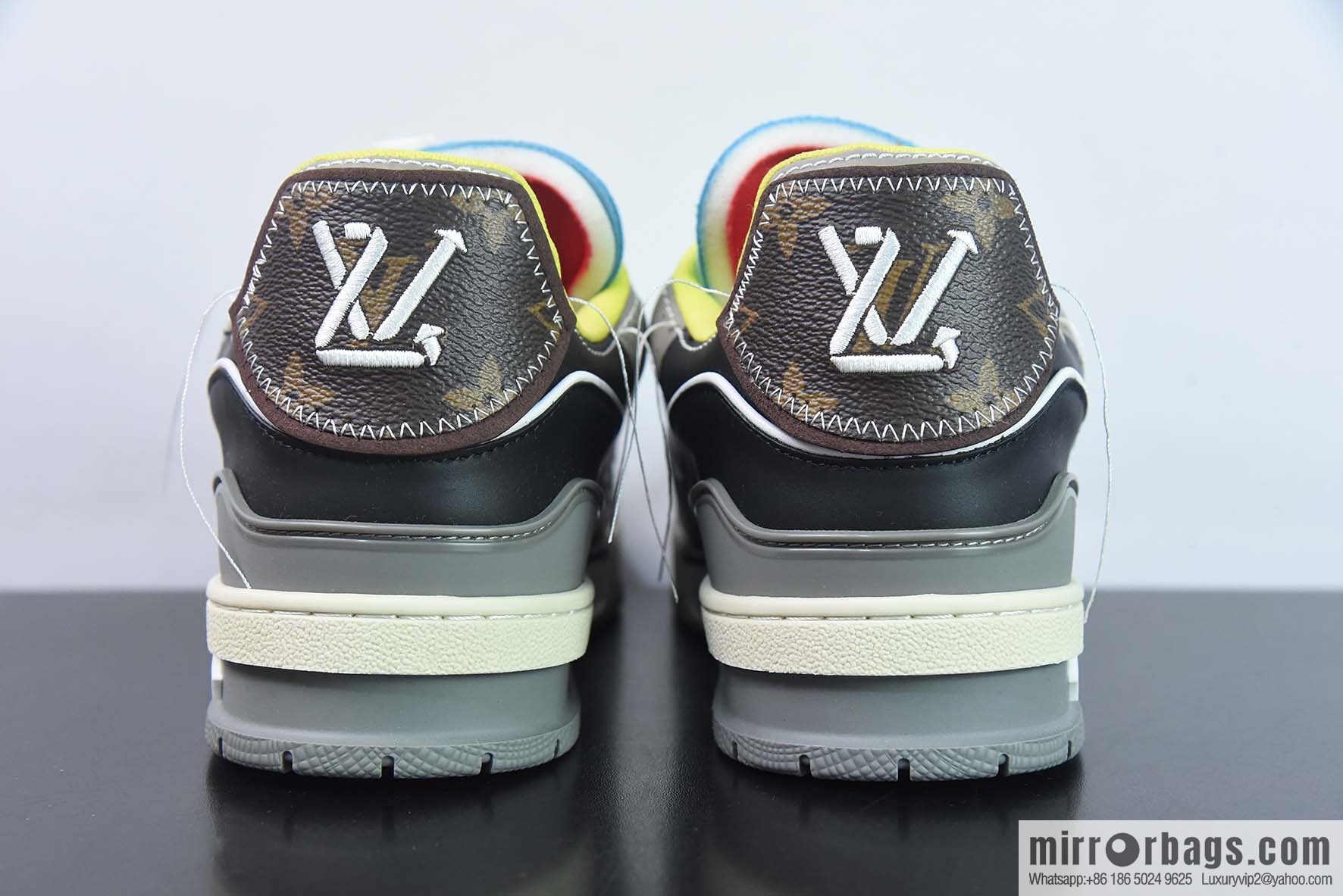 Donkey Replica Luxury Handbag LV Trainer Top Version Trainer sneakers