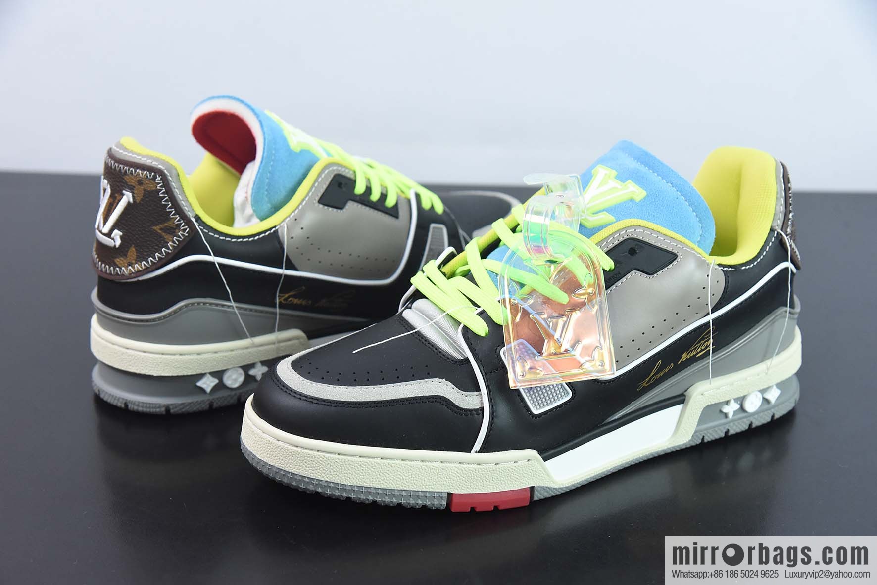 Donkey Replica Luxury Handbag LV Trainer Top Version Trainer sneakers