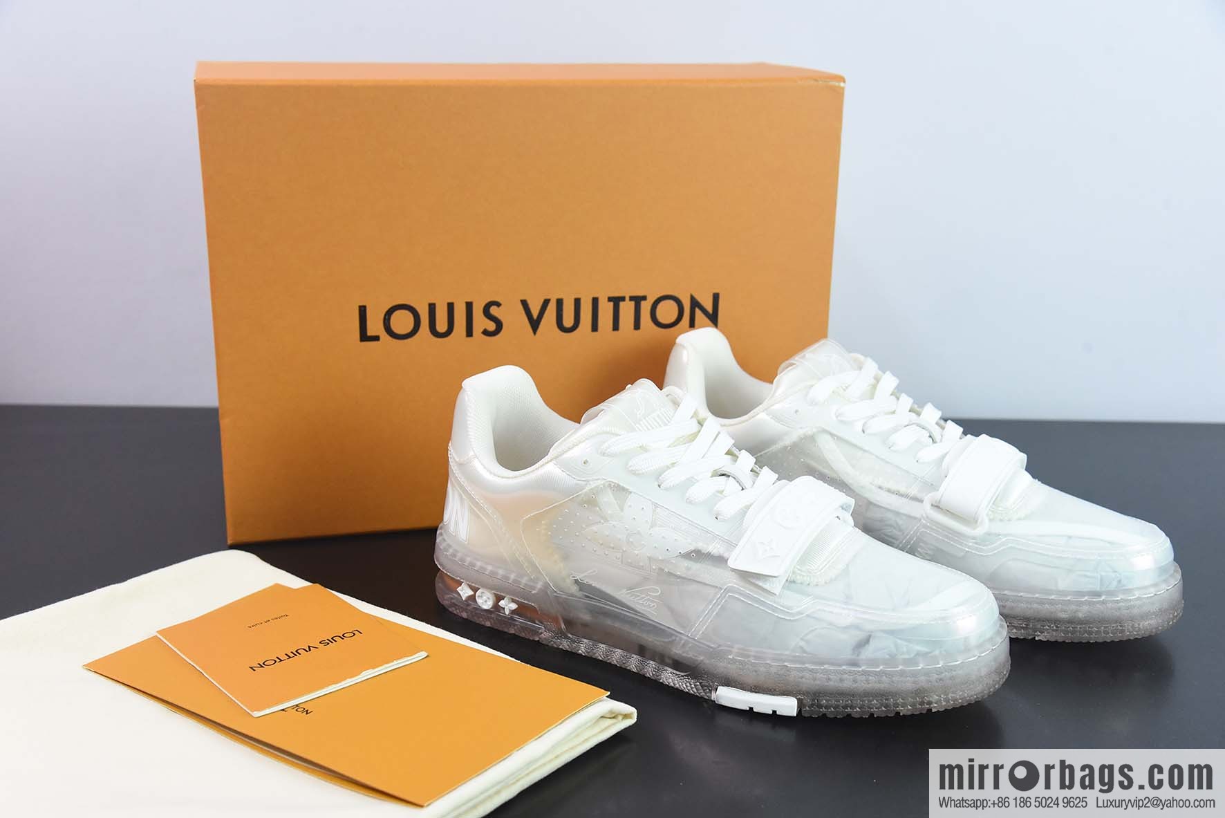 Donkey Replica Luxury Handbag LV Trainer Top Version Trainer sneakers