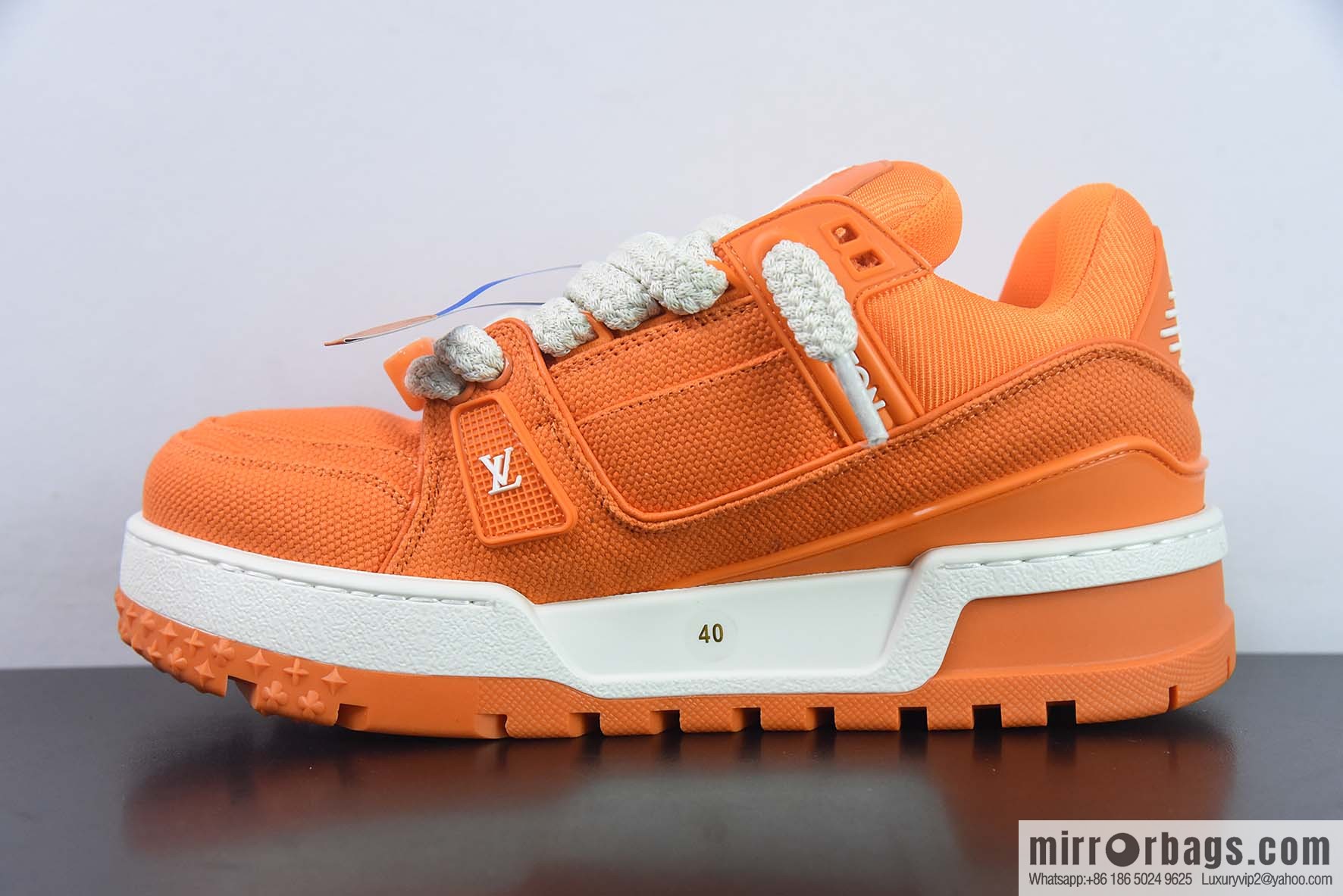 LV Louis Vuitton Trainer Maxi series bread shoes