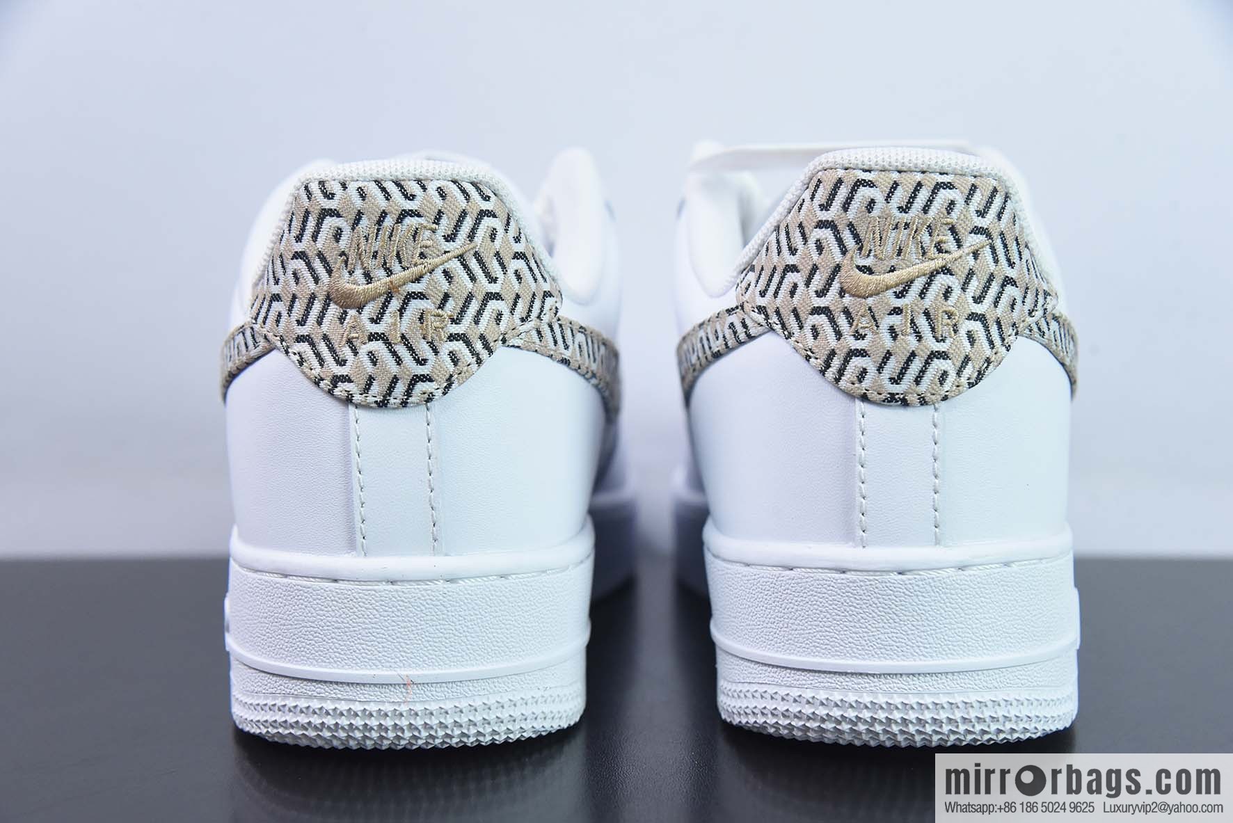 Nk Air Force 1 '07 Low printed hook, Air Force One low-top casual sneakers, item number: DZ2709-100