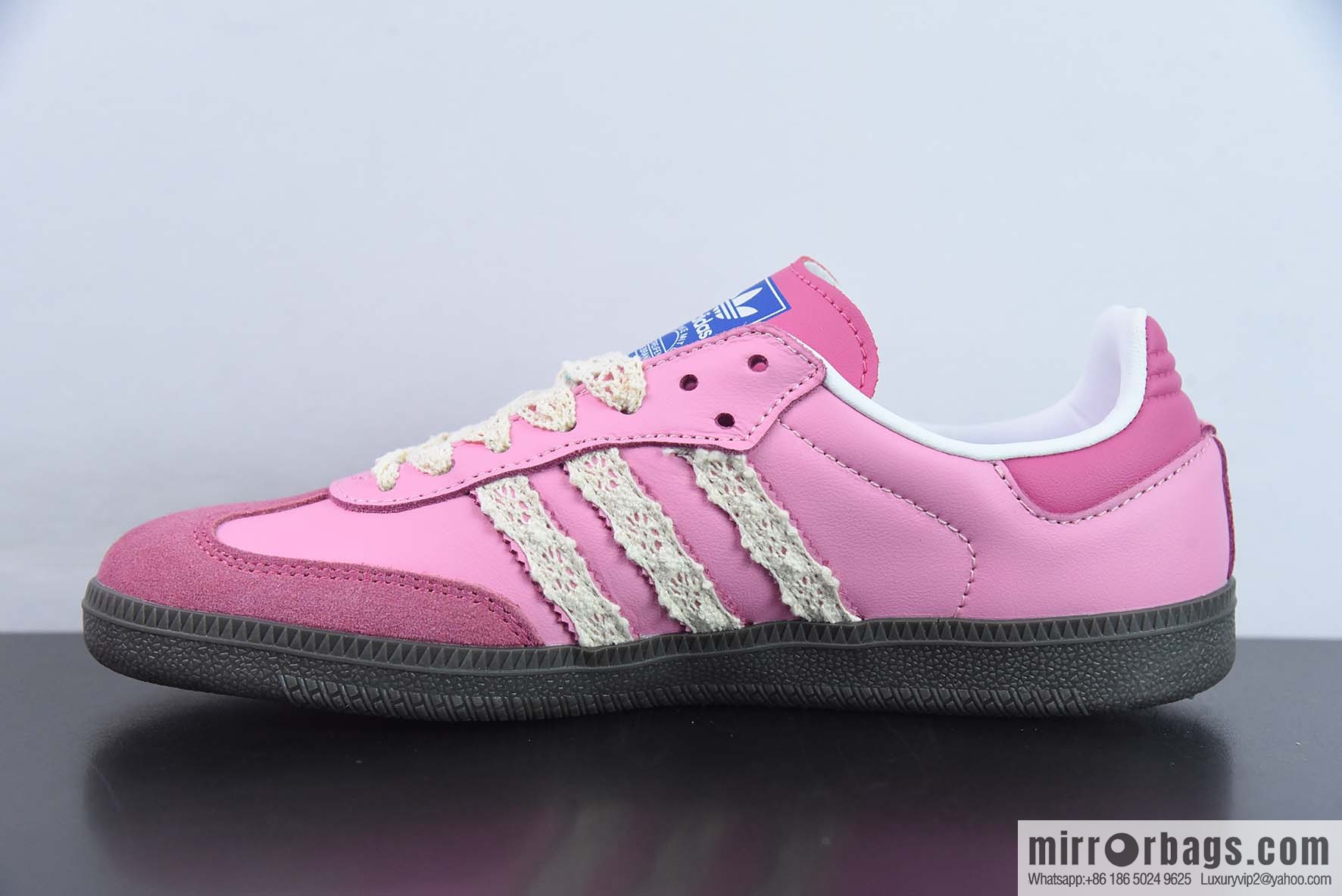 Adidas Originals Samba Adidas, Samba Series Virtue Versatile Vintage low-top board shoes lace hand-woven three bars Item number: B75806
