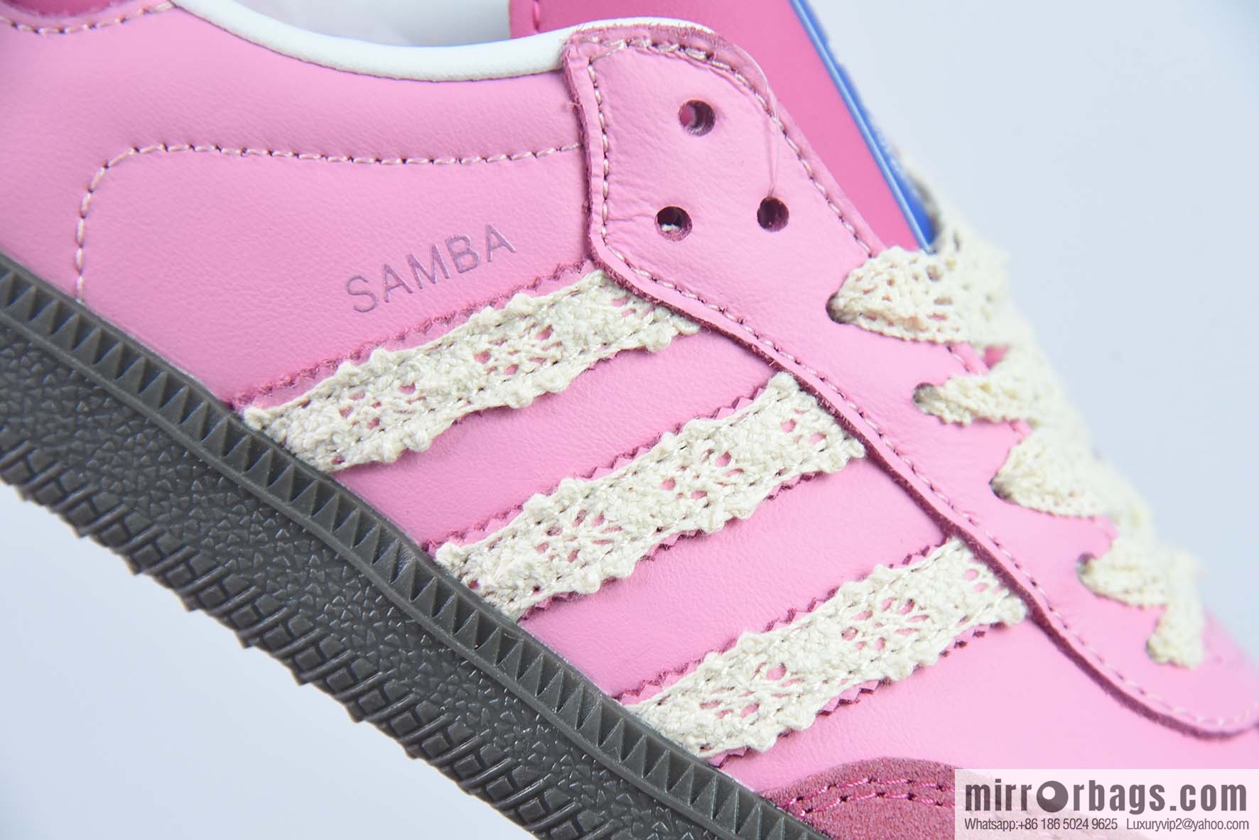 Adidas Originals Samba Adidas, Samba Series Virtue Versatile Vintage low-top board shoes lace hand-woven three bars Item number: B75806