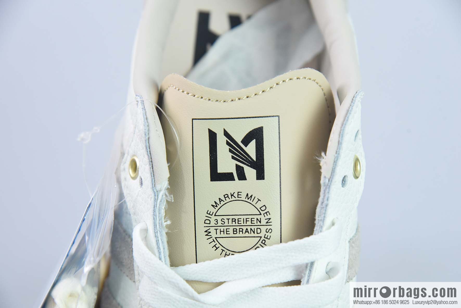Adidas Originals Samba Adidas, Clover, Samba Series Virtue Versatile Vintage Low Top Board Shoes, Item Number: GV8358