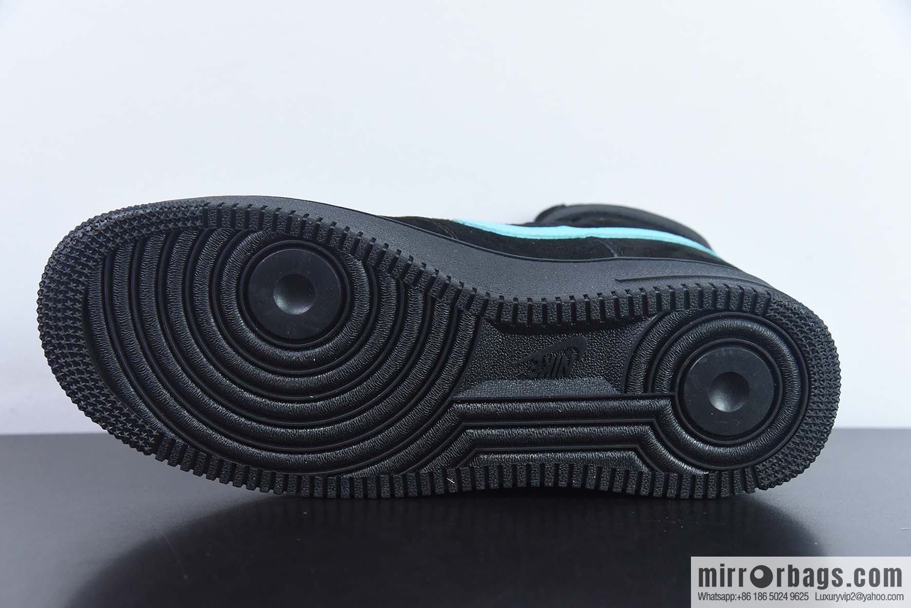 Nike x TIFFANY & CO. Air Force 1 High Tiffany & Co. Joint High Help, item number: DZ1382 101