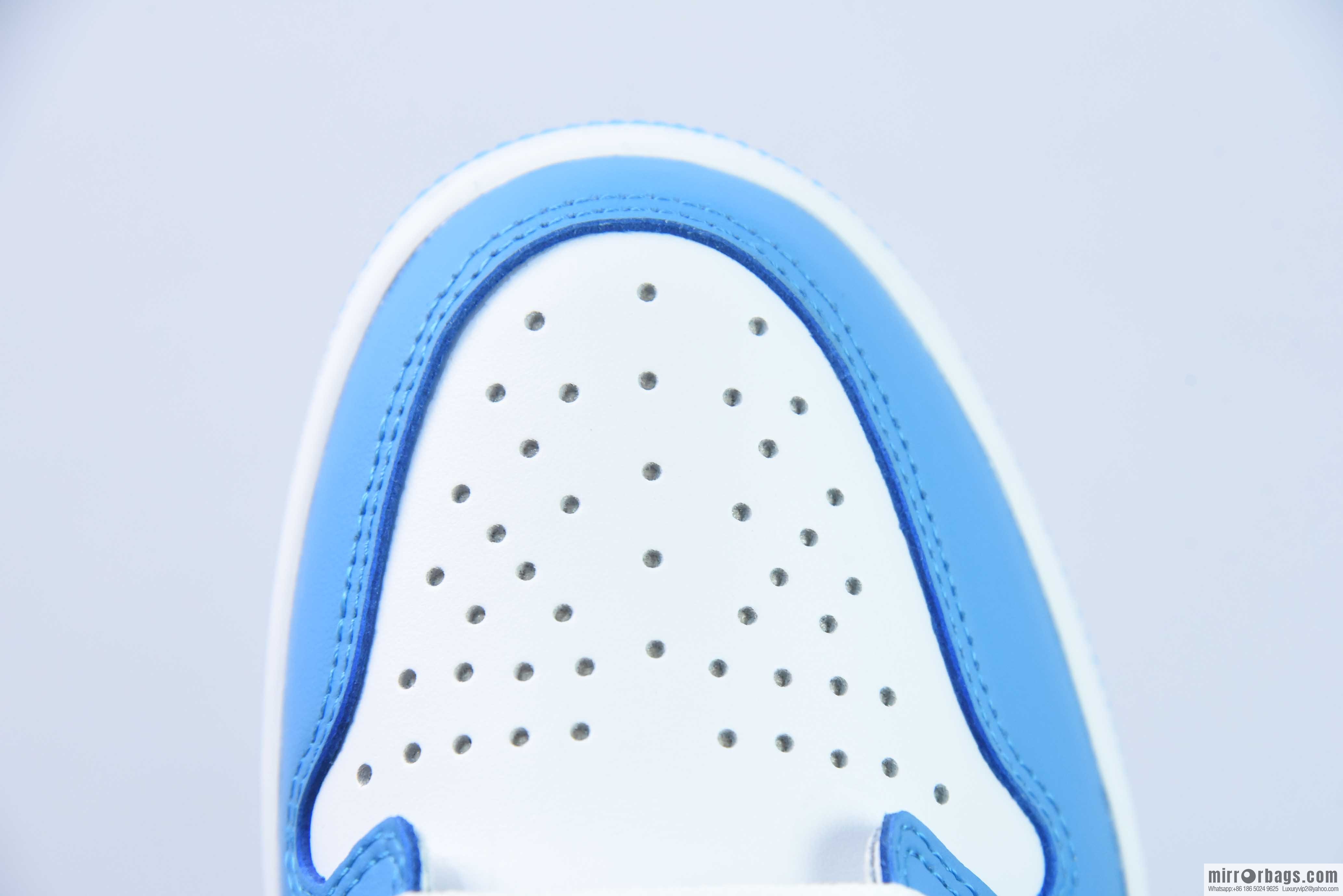 Air Jordan AJ1 Retro Low OG Low Top, North Carolina Blue, Item Number: J7891-401