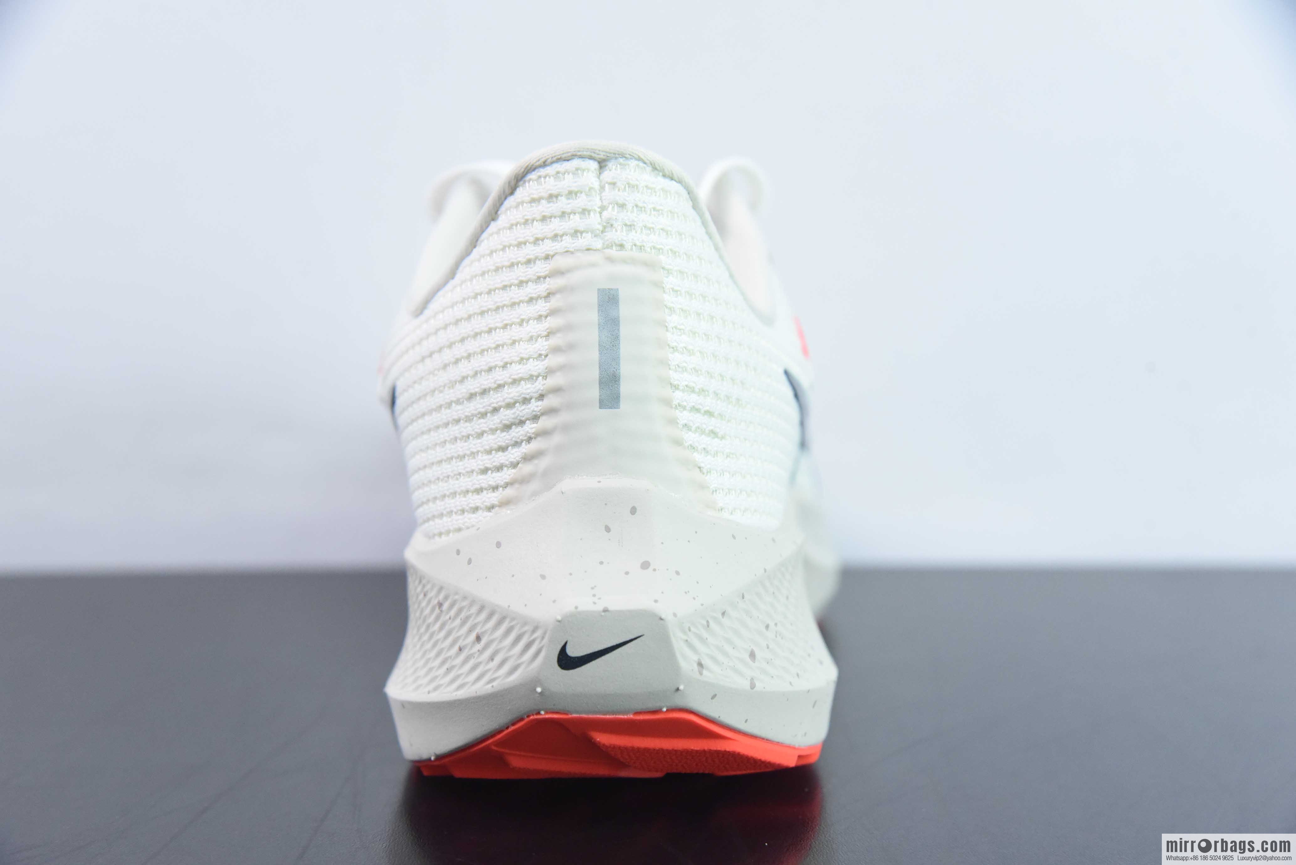 NK Air Zoom Pegasus 40 Lunar Running Shoes