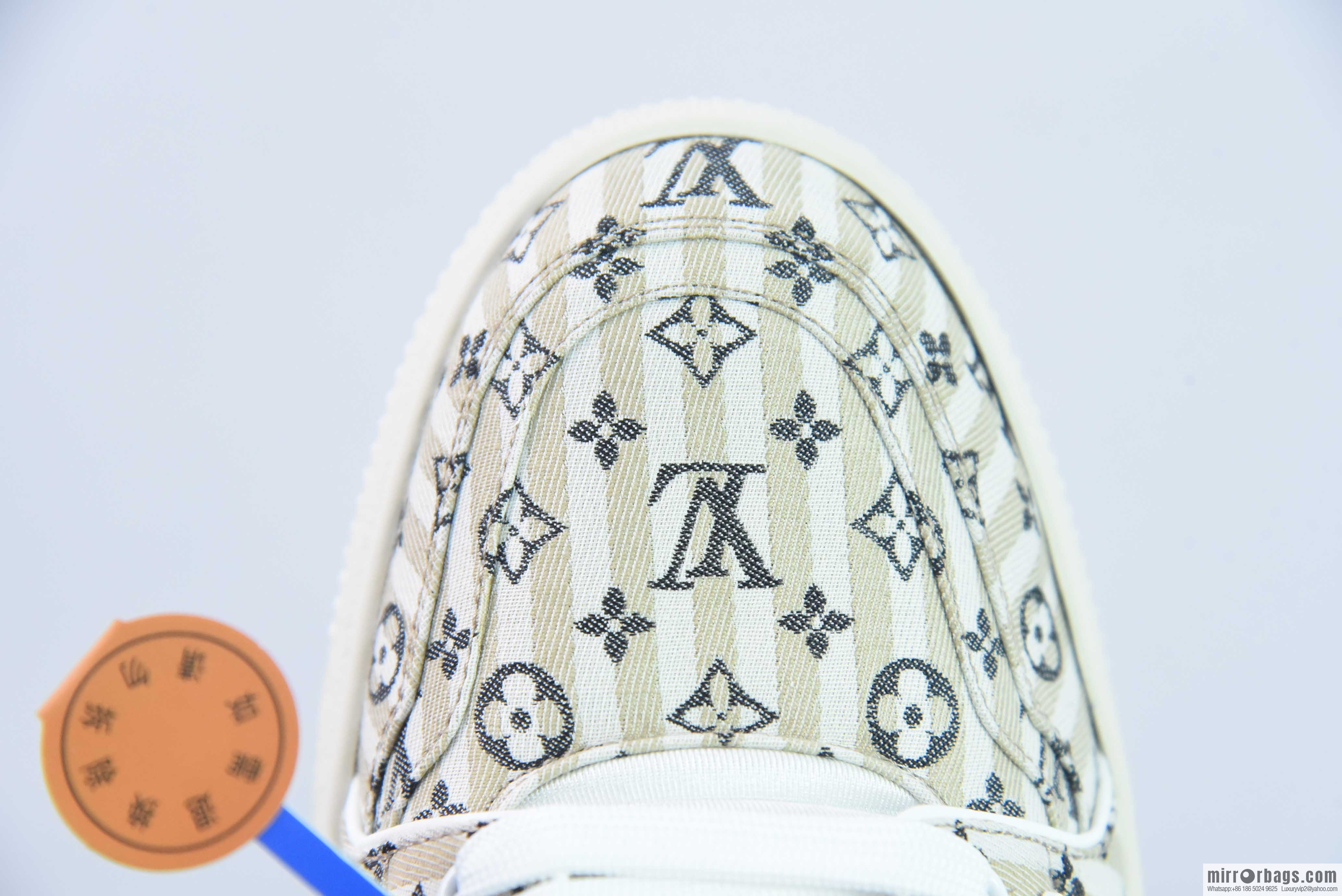LV Louis Vuitton Louis Vuitton Trainer Sneaker Low Top Vintage Leisure Sports Culture Versatile Basketball Board Shoes