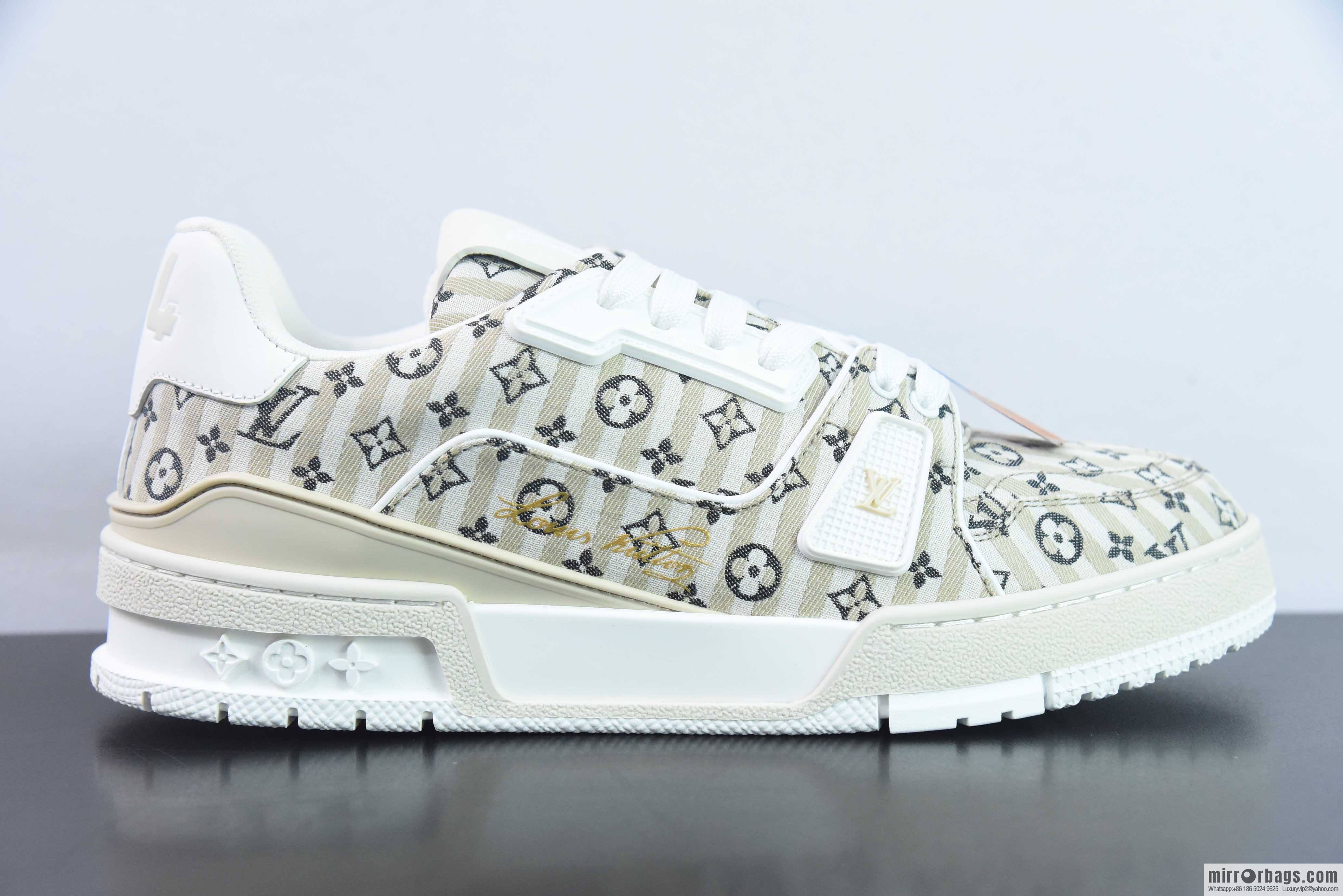 LV Louis Vuitton Louis Vuitton Trainer Sneaker Low Top Vintage Leisure Sports Culture Versatile Basketball Board Shoes