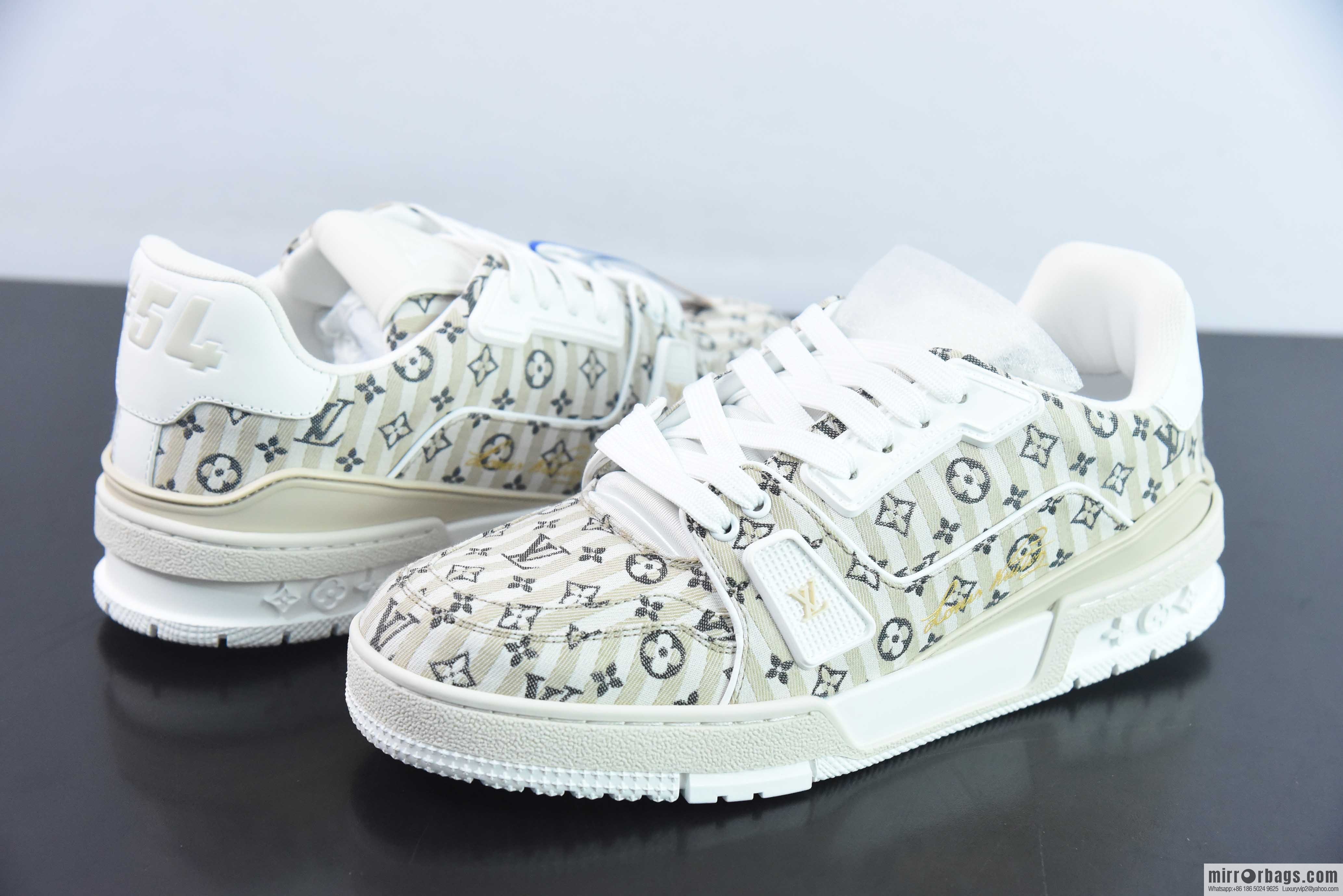 LV Louis Vuitton Louis Vuitton Trainer Sneaker Low Top Vintage Leisure Sports Culture Versatile Basketball Board Shoes