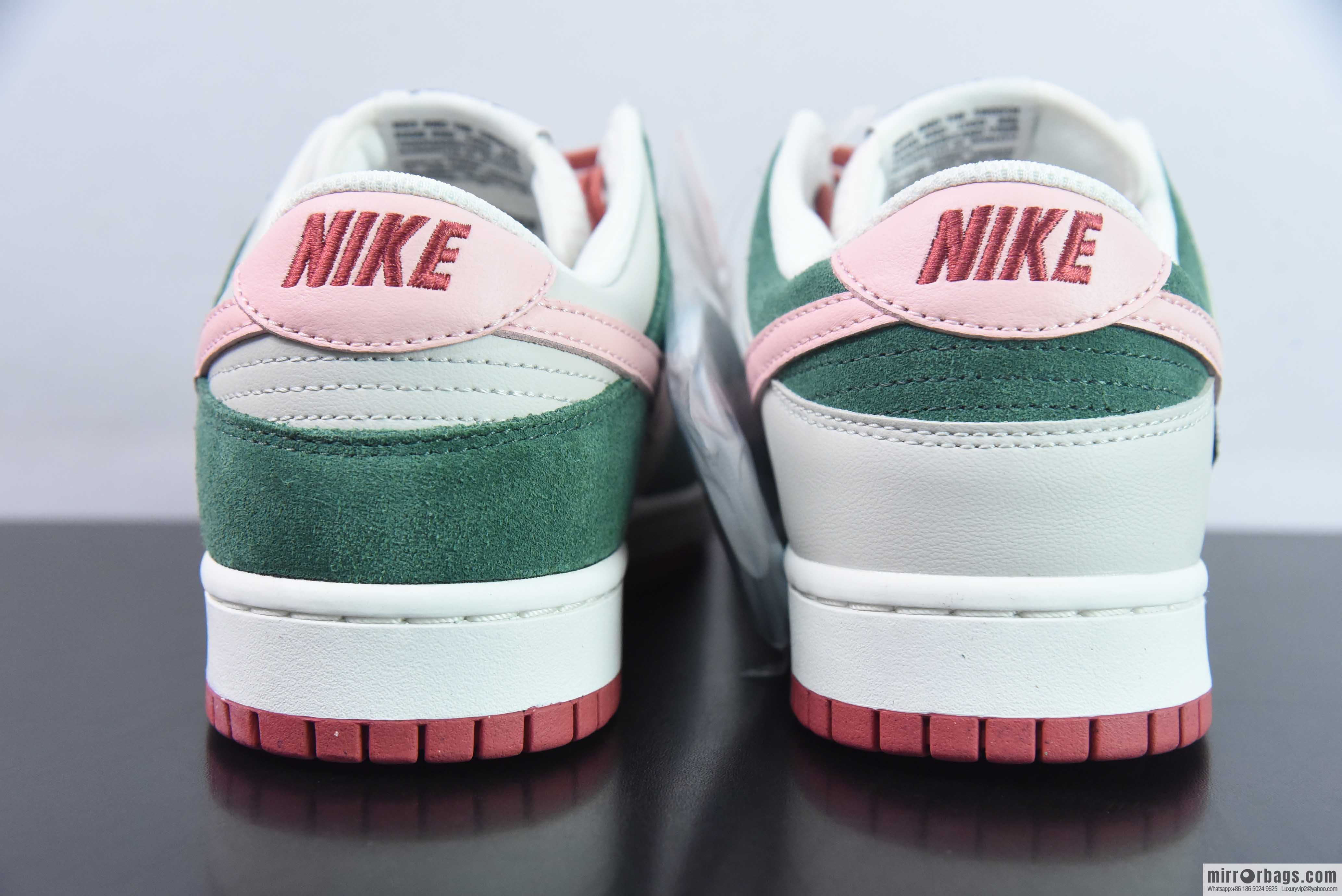 Nike SB Dunk Low popular color is pink and green, mandarin duck, item number: FN8923 061