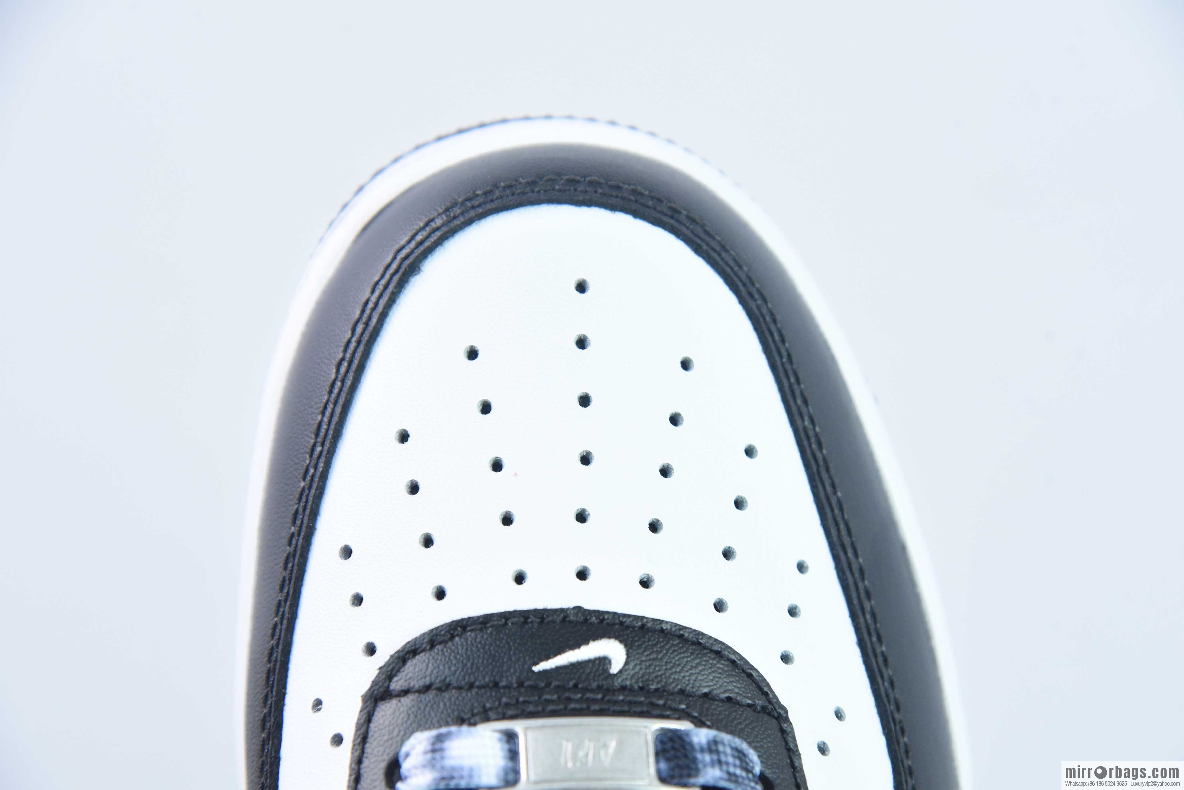 NK Air Force 1 Air Force One board shoes black and white double hook, official item number: DV0788-001