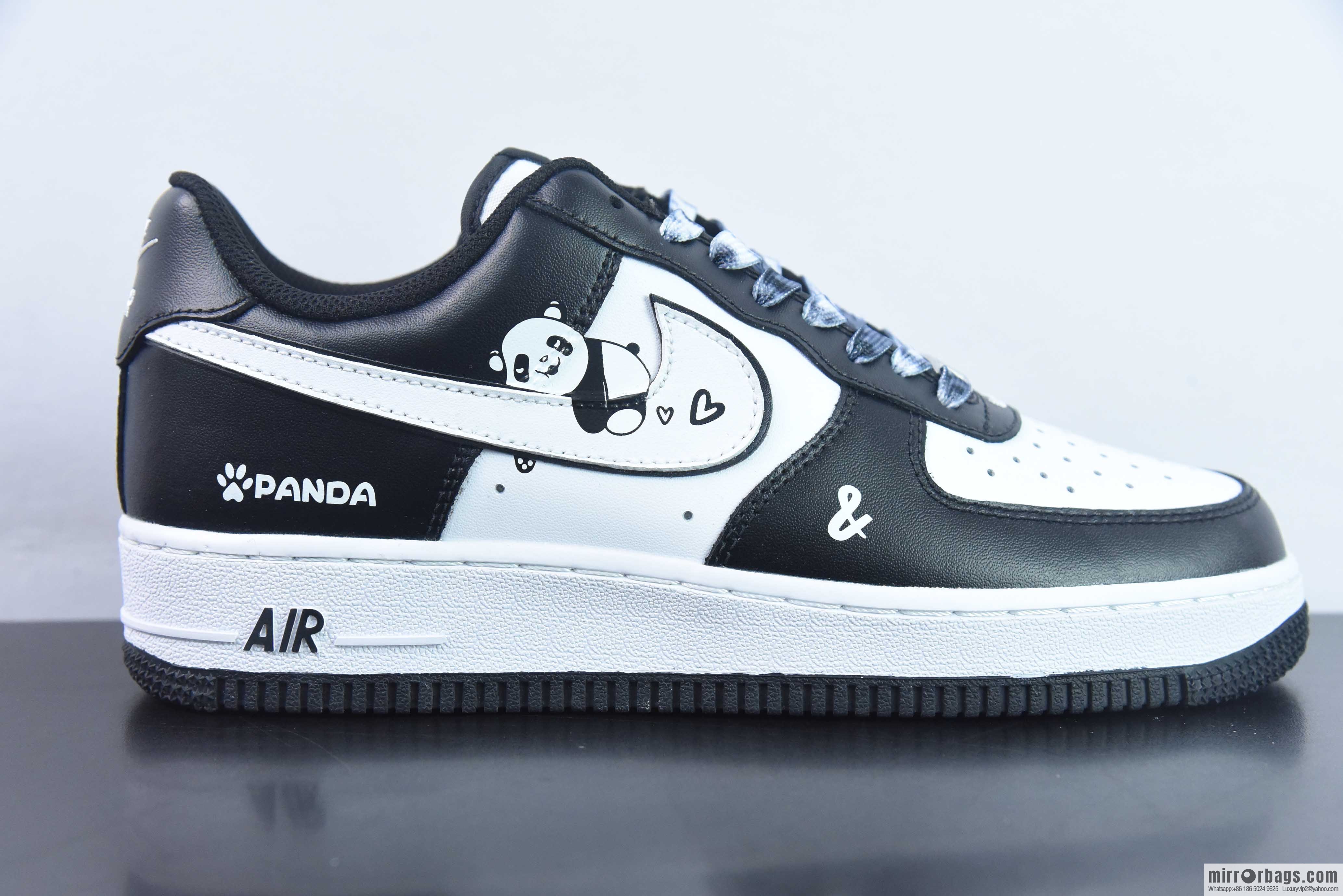 NK Air Force 1 Air Force One board shoes black and white double hook, official item number: DV0788-001