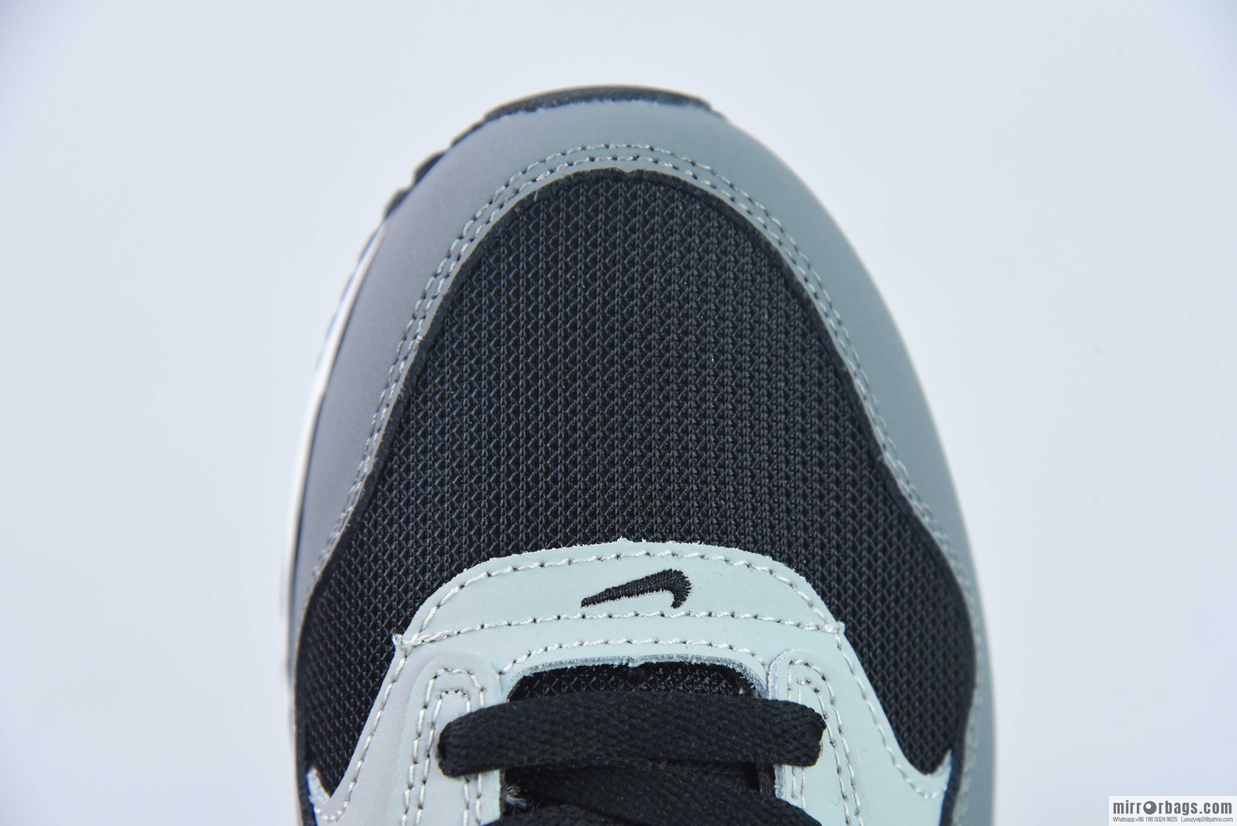 Nike Air Max Correlated sneakers low-top Unisex Same item number: 511416-011