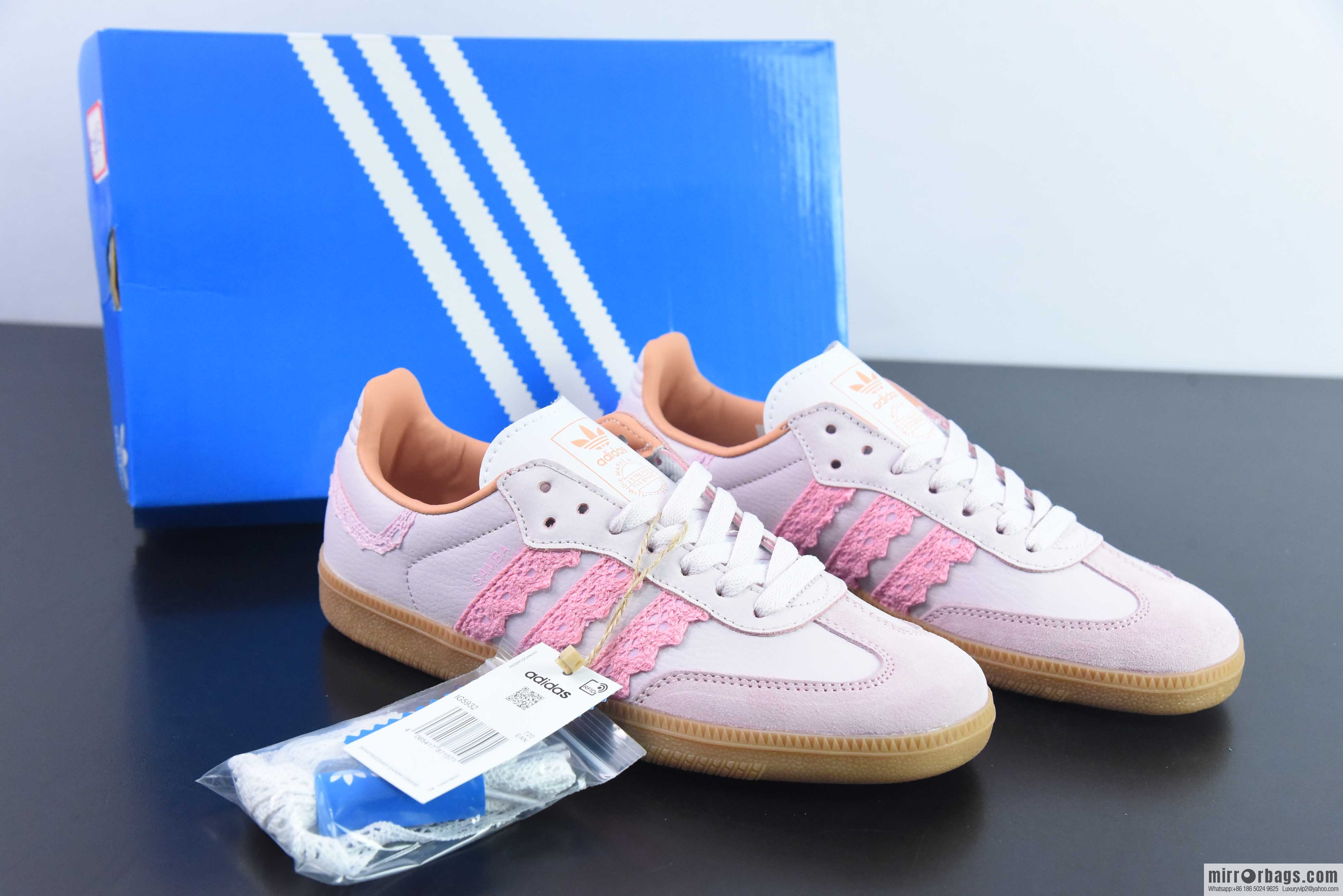 AD Clover SAMBA Unisex Vintage sports and leisure training shoes, item number: IG5932-105