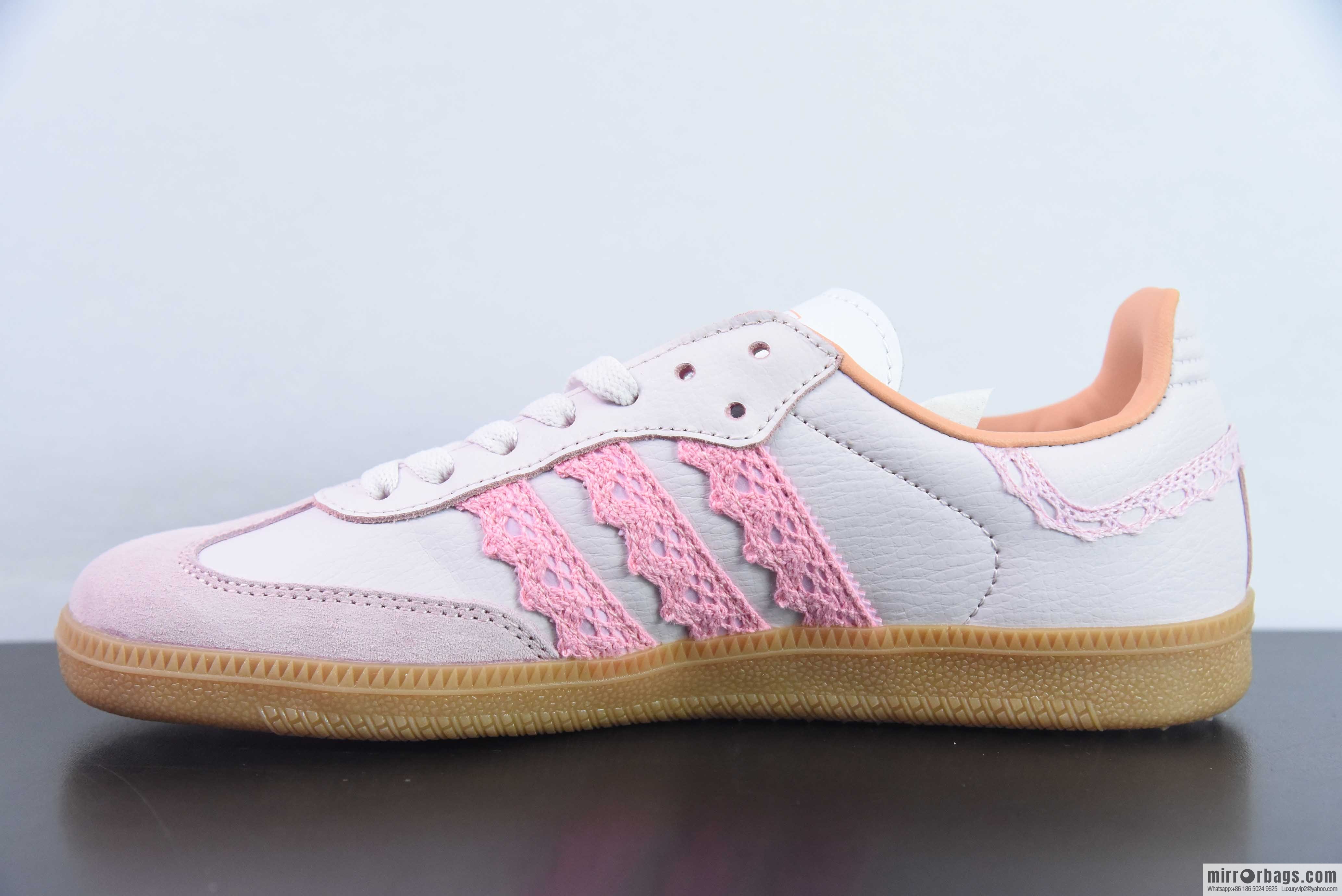 AD Clover SAMBA Unisex Vintage sports and leisure training shoes, item number: IG5932-105