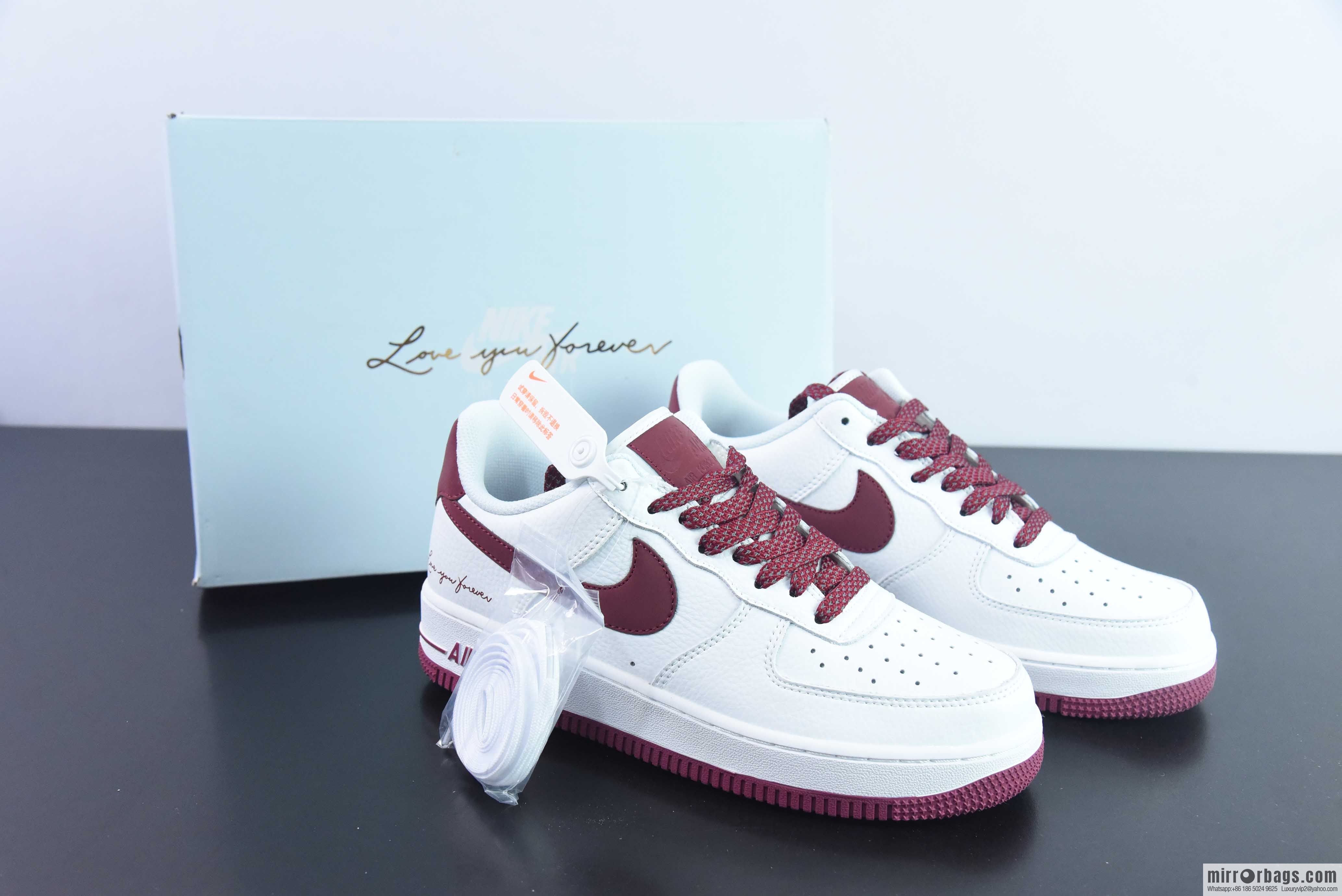 Nike Air Force 1 AF1 Air Force One/low-top, white and red burgundy signature printed item number: LO1718-059