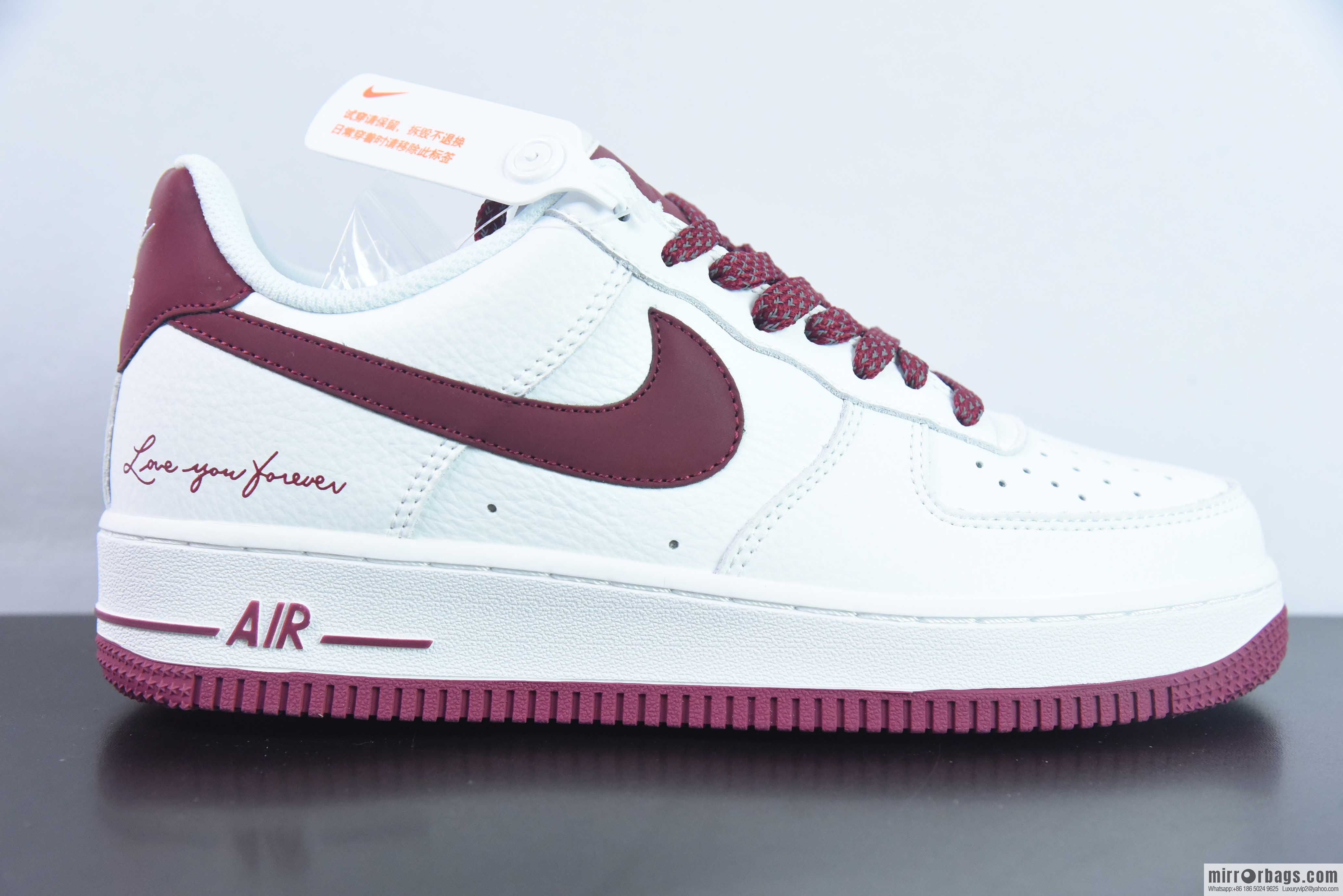 Nike Air Force 1 AF1 Air Force One/low-top, white and red burgundy signature printed item number: LO1718-059