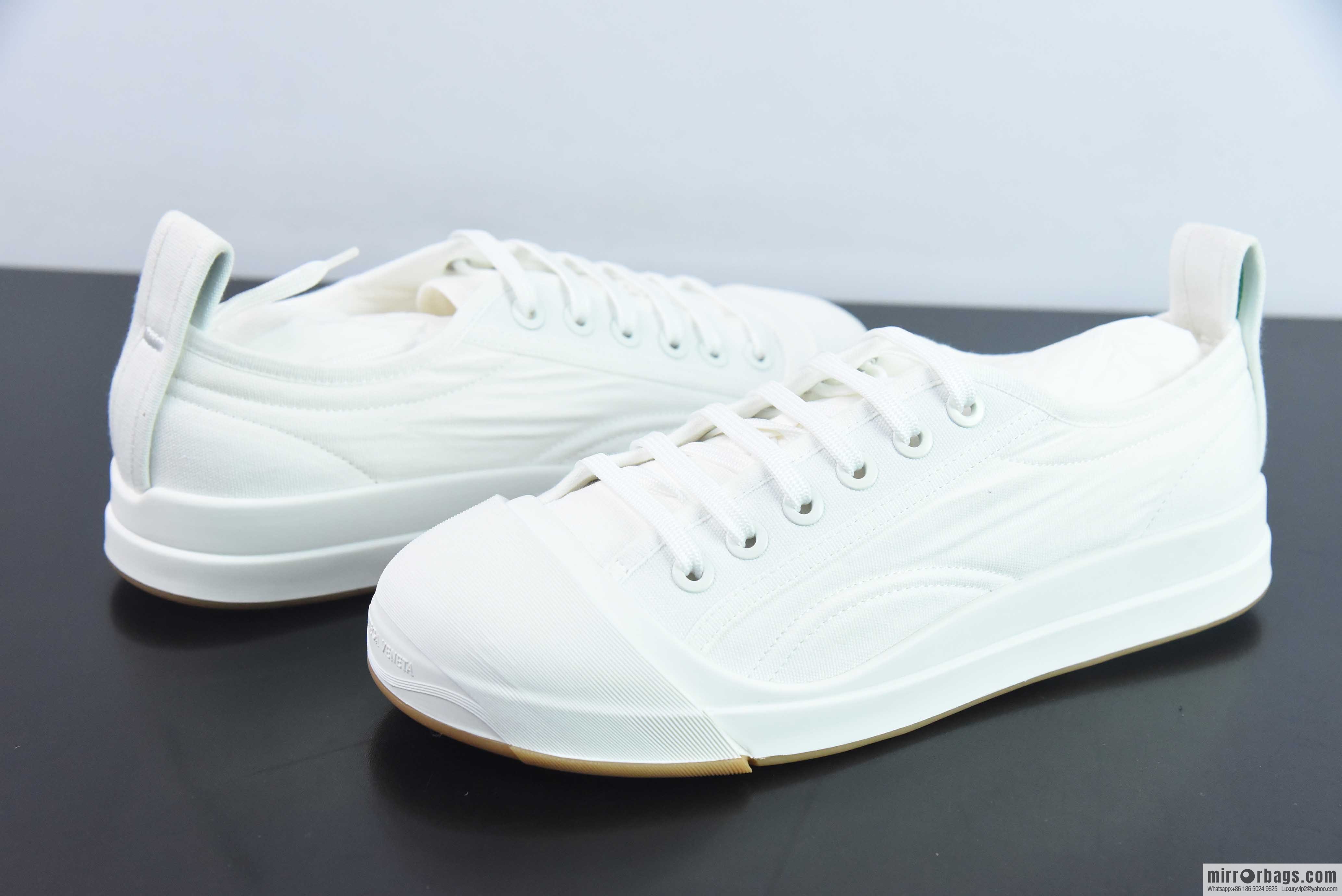 Bottega Veneta 2023ss new round head shoes Bodie home BV latest IVULCAN series His & Hers casual sneakers