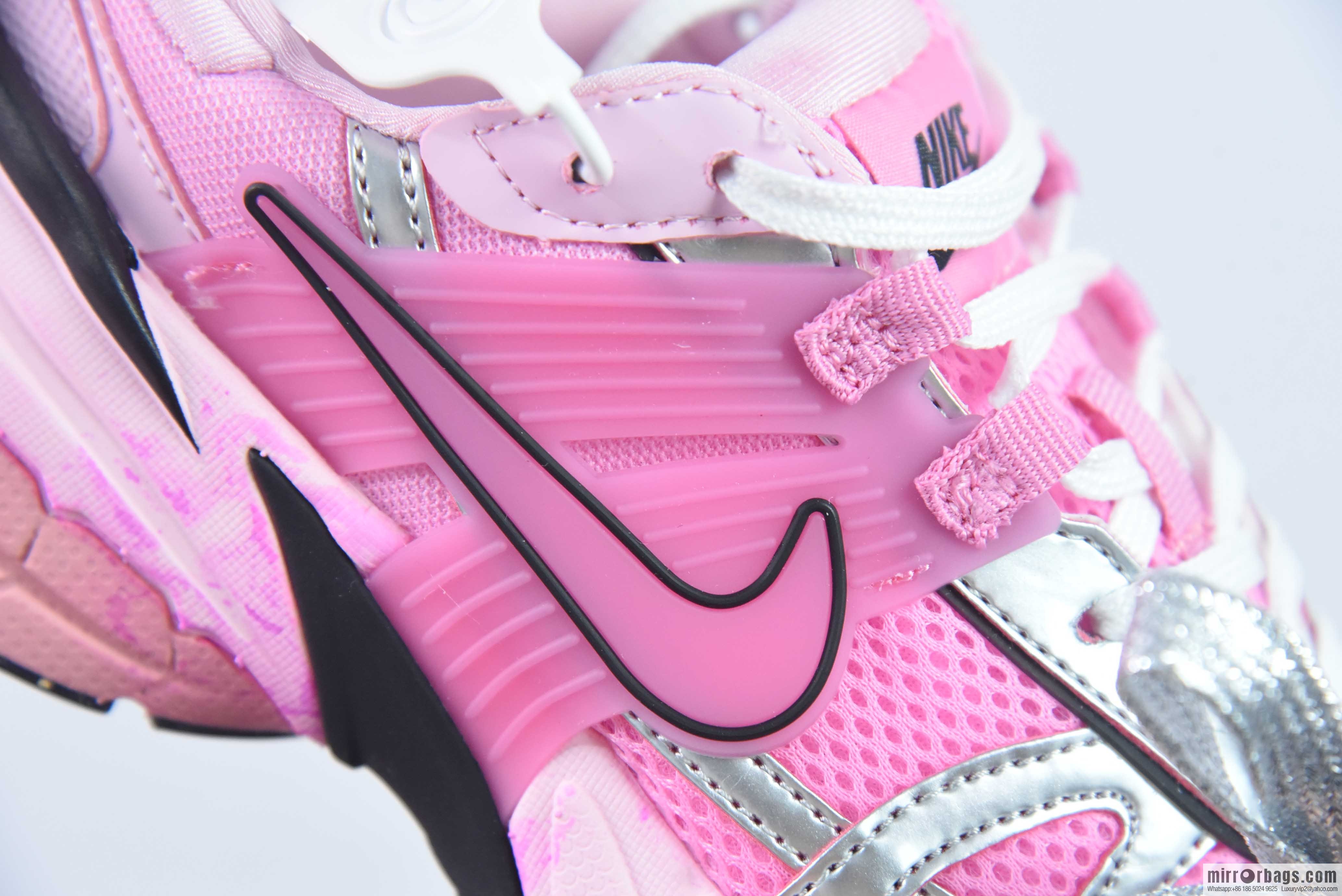 Nike V2K Run Runtekk strap-on dip-dye old special gift box durable breathable low-top running shoes, women's pink silver, item number: FD0736-001