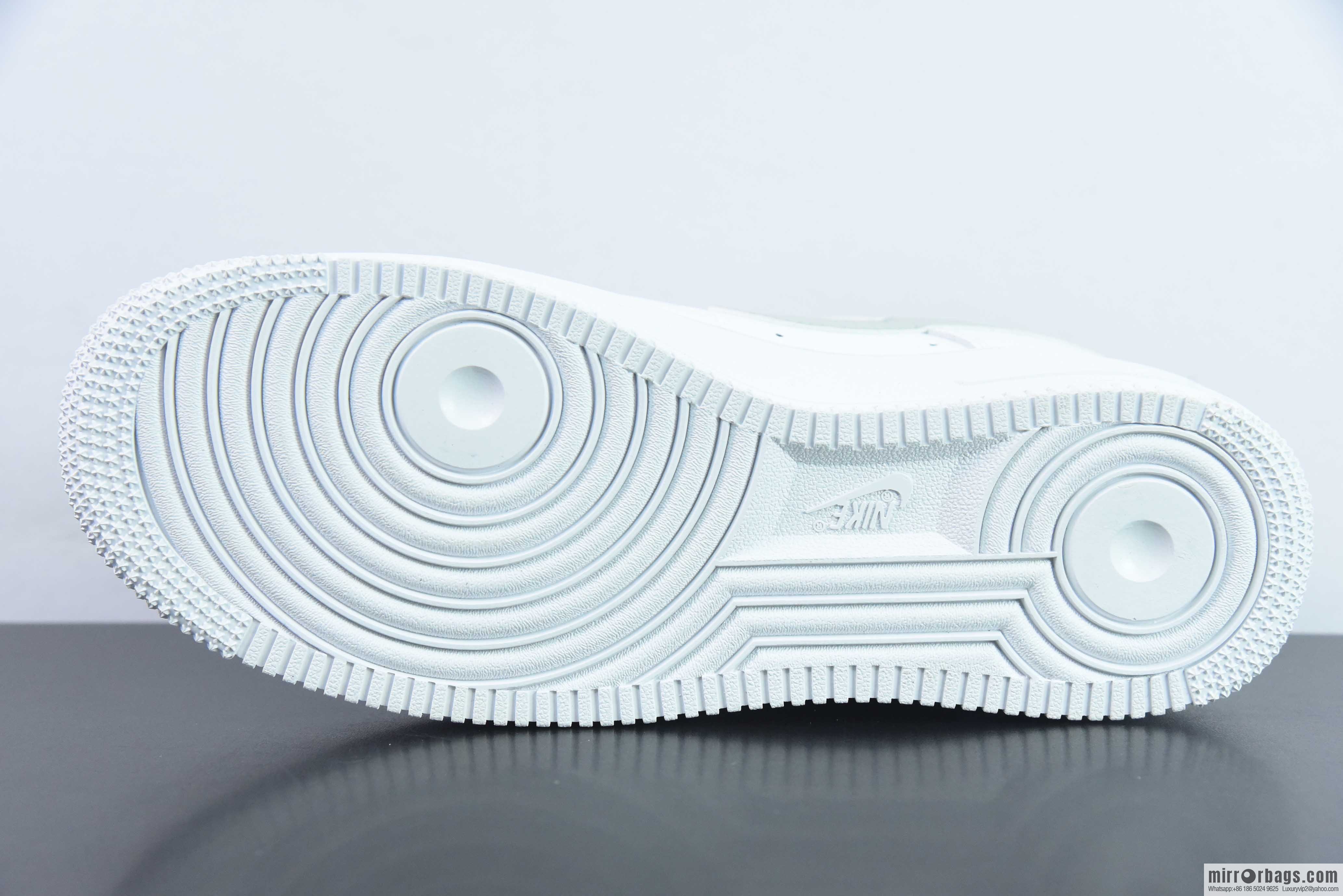 Nike Air Force 1 '07 Air Force One Classic Basketball Shoes Casual Sneakers White Grey Small Gold Hook, Item Number: CZ0270 106