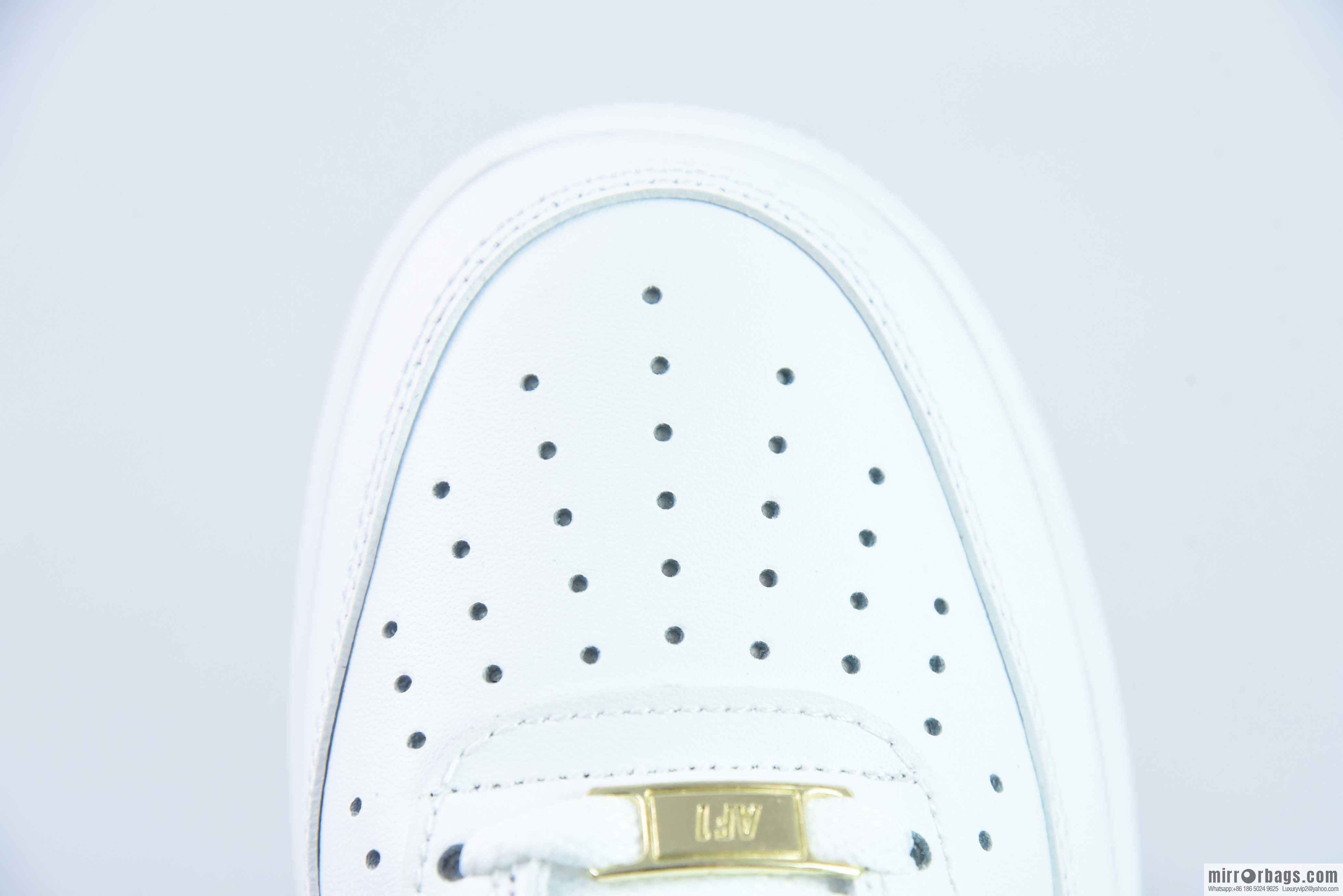 Nike Air Force 1 Low Air Force One Low Help Versatile Leisure Sports Board Shoes Black Small Gold Hook, Item Number: CZ0270-102